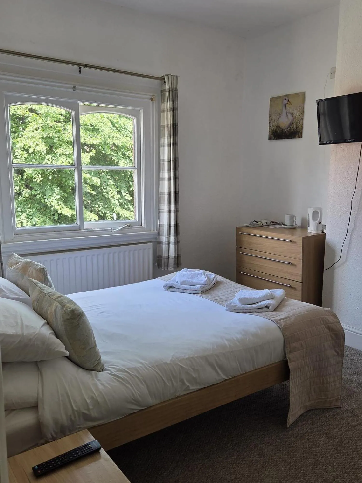 Bed in The Stokesay Inn