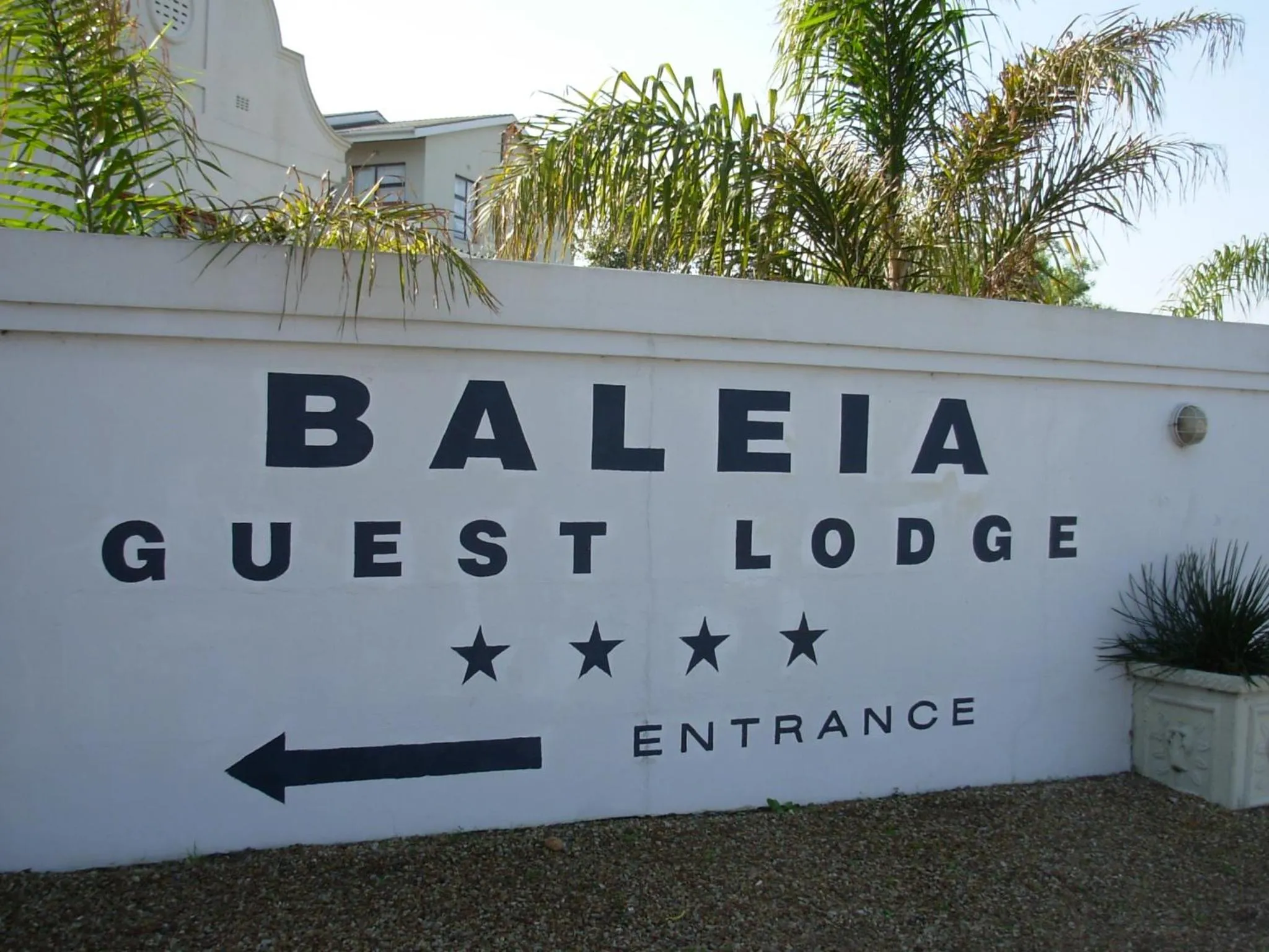 Property building in Baleia Guest Lodge