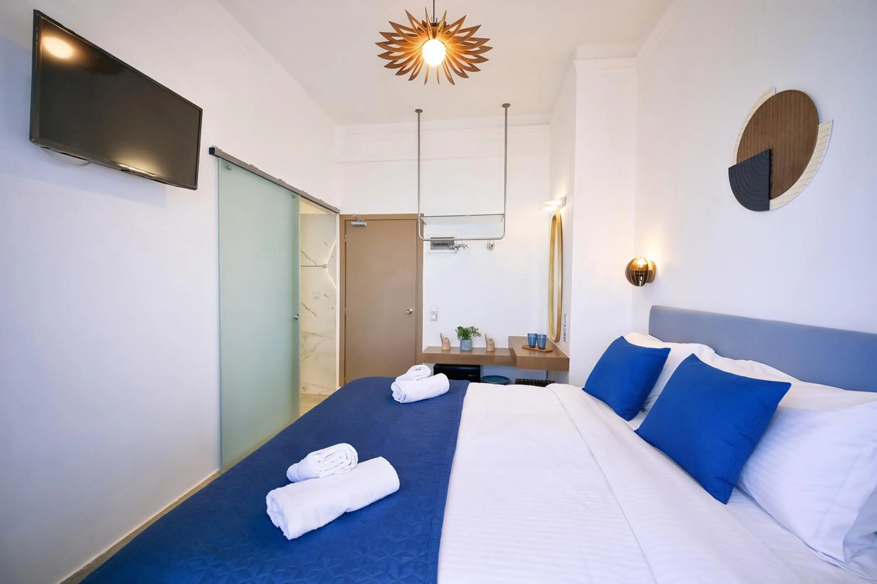 TV and multimedia, Bed in Kiani Akti