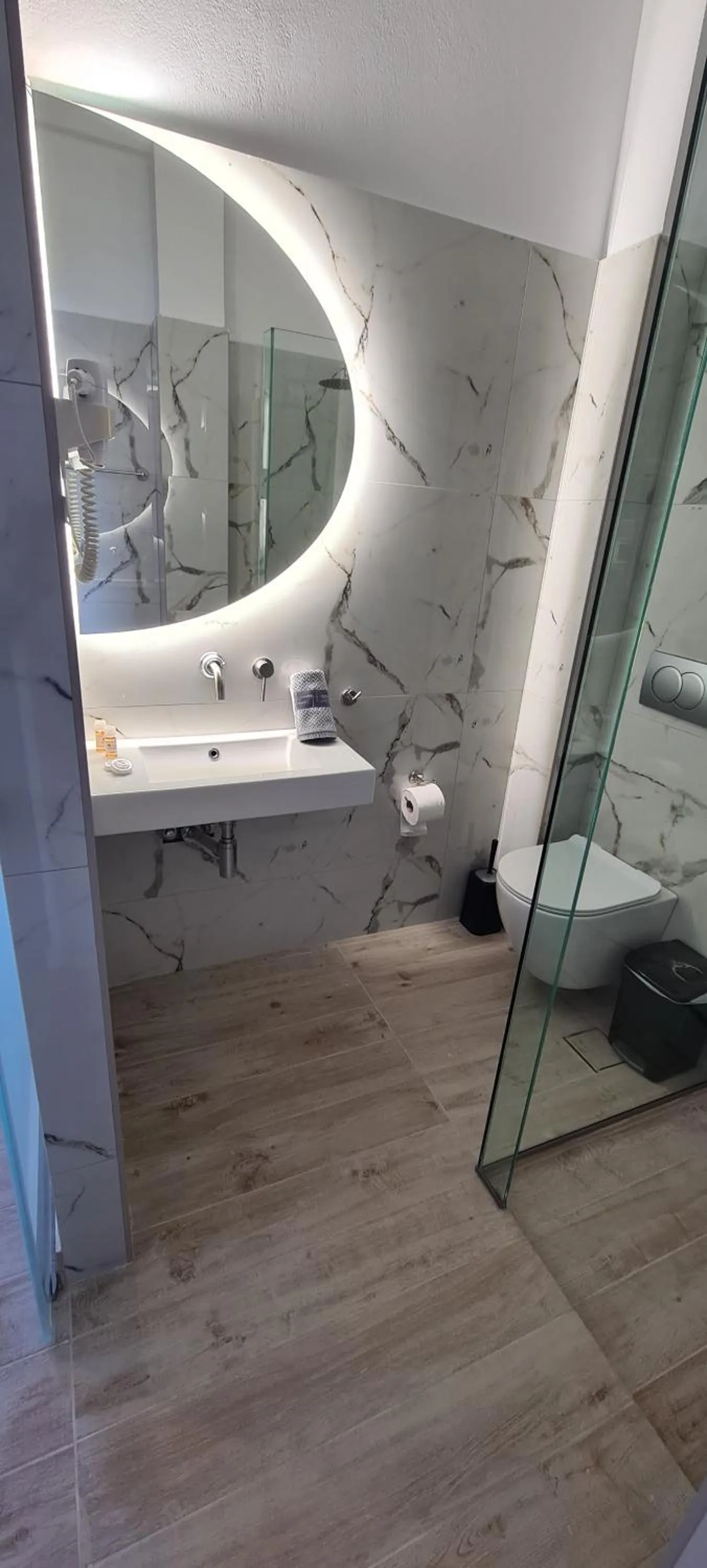 Shower in Kiani Akti