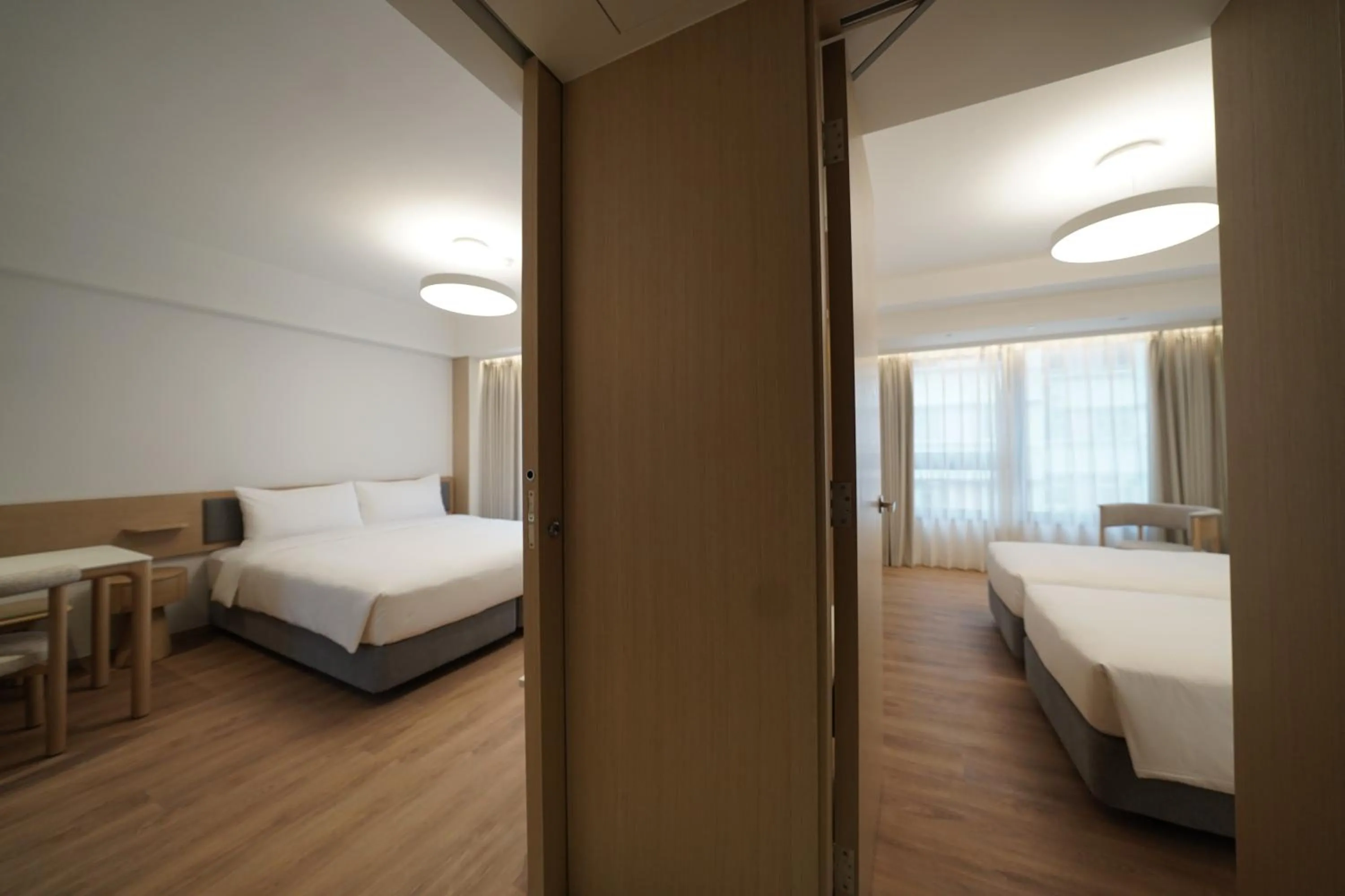 Bedroom, Bed in Stage Well Hotel