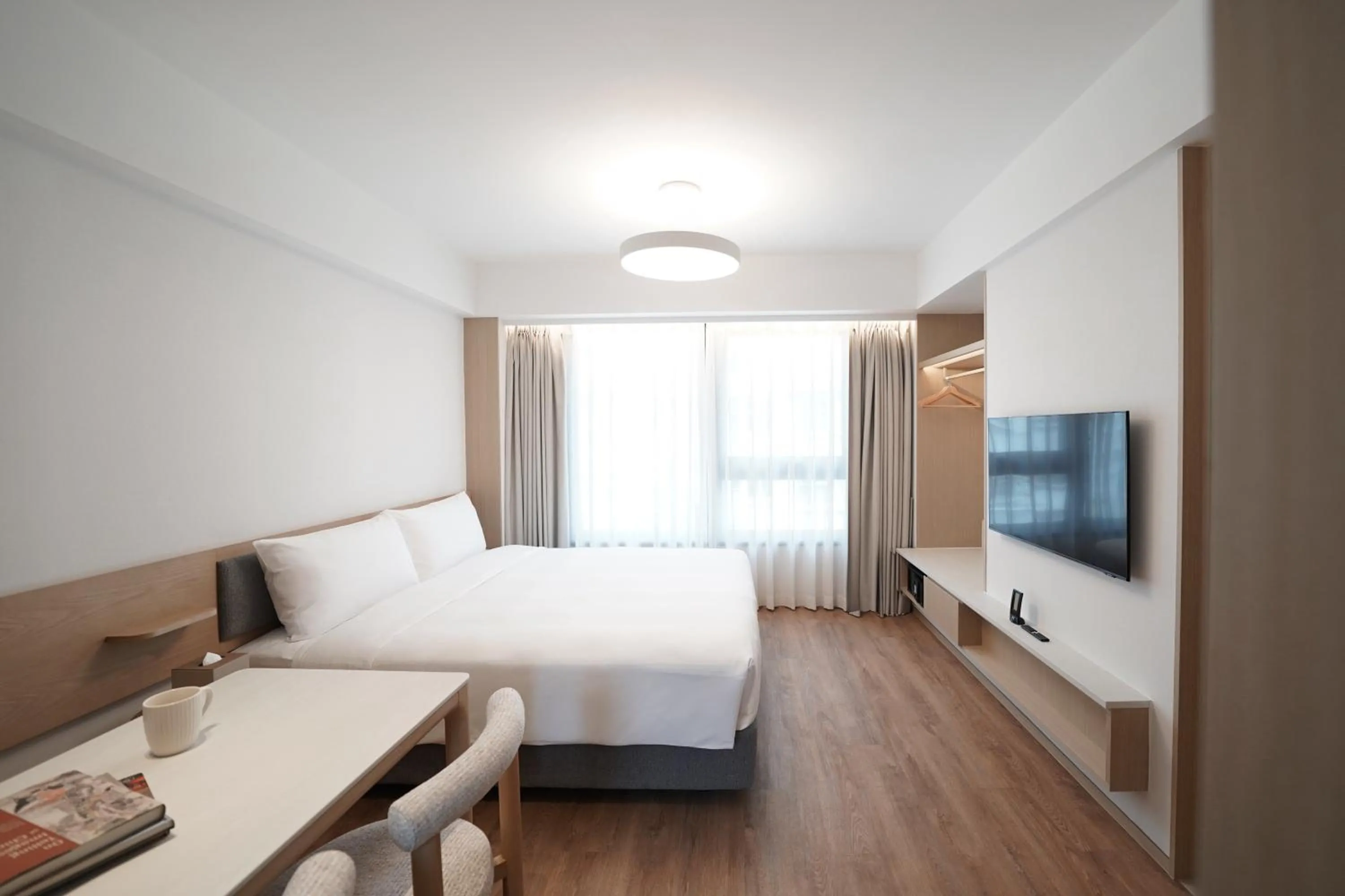 Bedroom, Bed in Stage Well Hotel