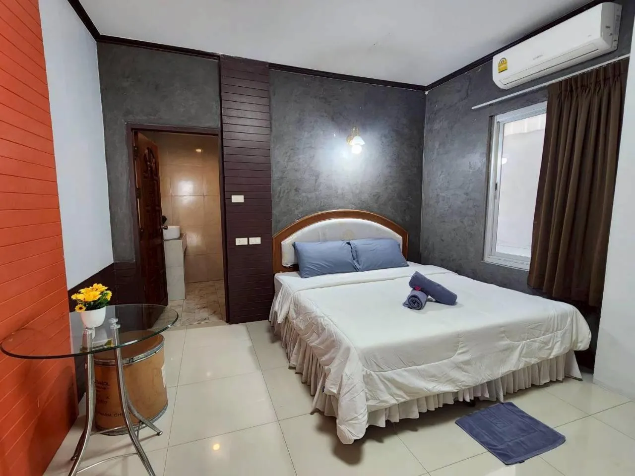 Bed in The Rest Phuket