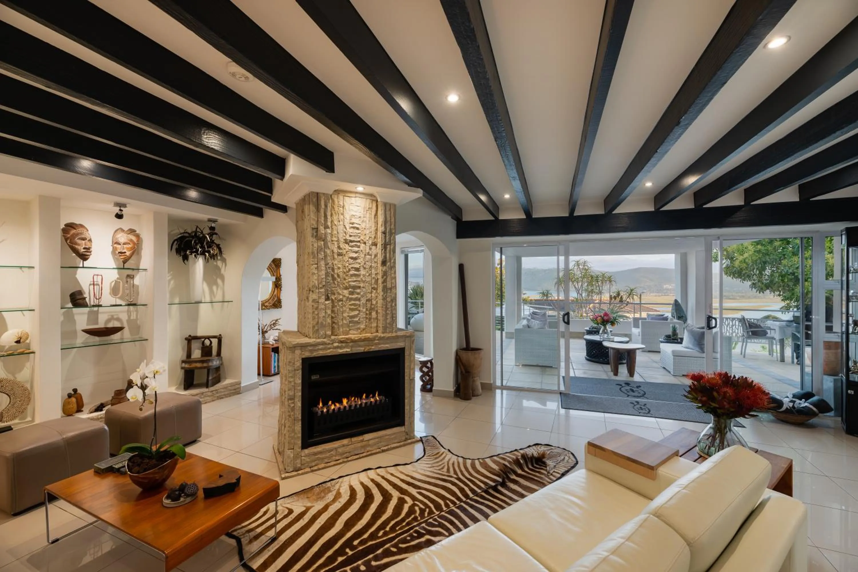 Villa Afrikana Guest Suites by Knysna Paradise Collection