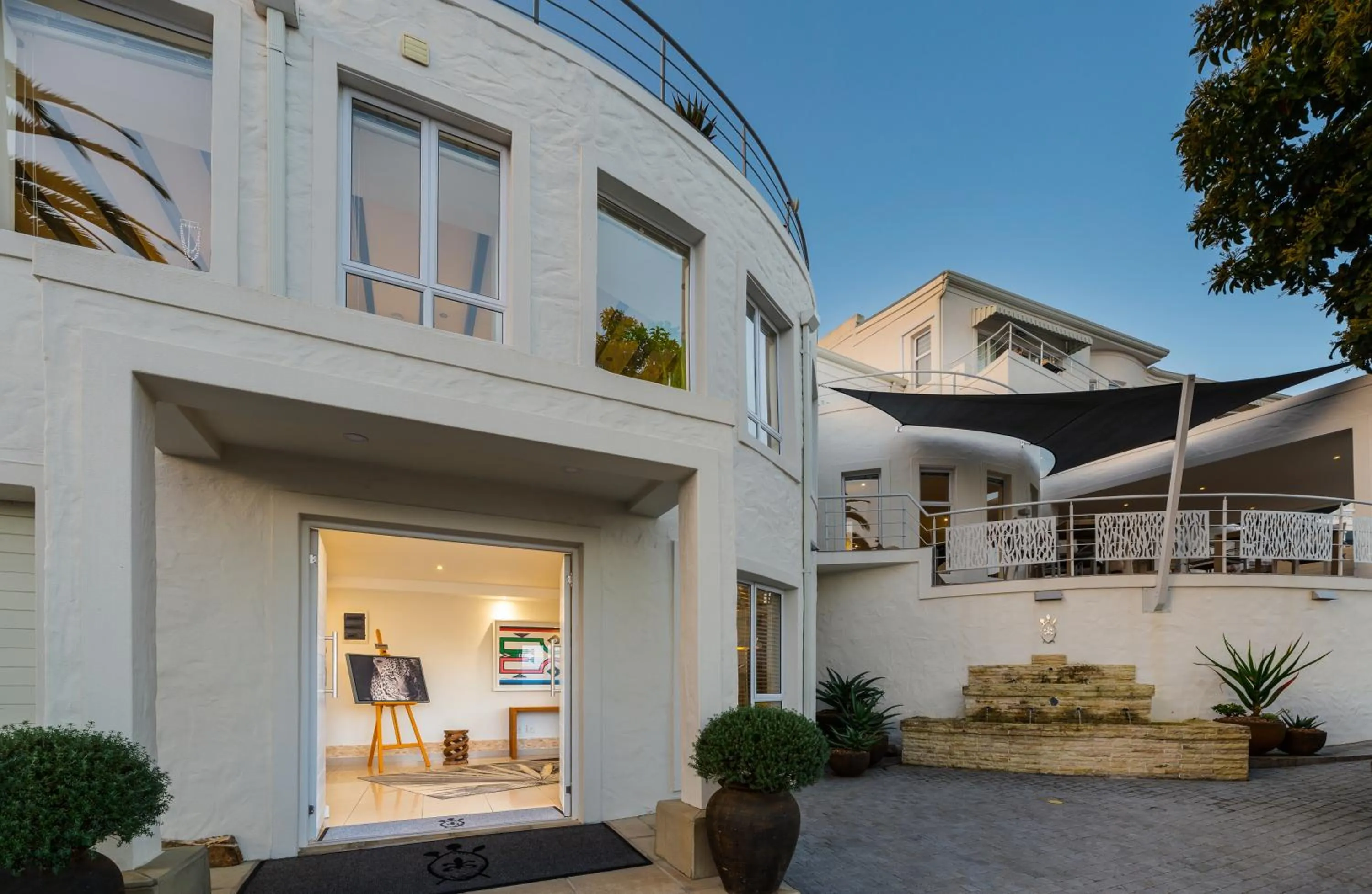 Villa Afrikana Guest Suites by Knysna Paradise Collection