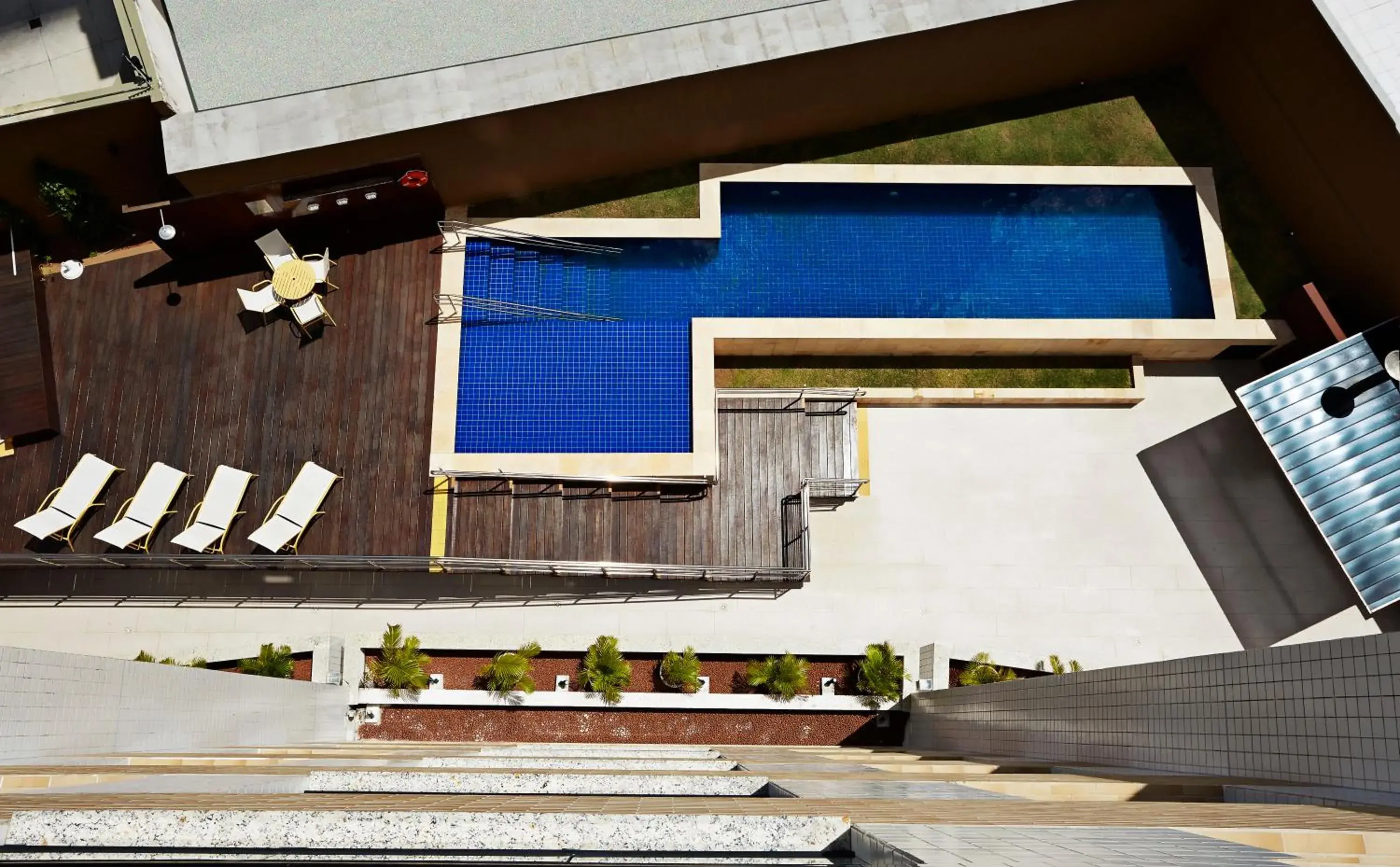 Swimming pool in Comfort Hotel & Suites Natal Swimming pool in Comfort Hotel & Suites Natal