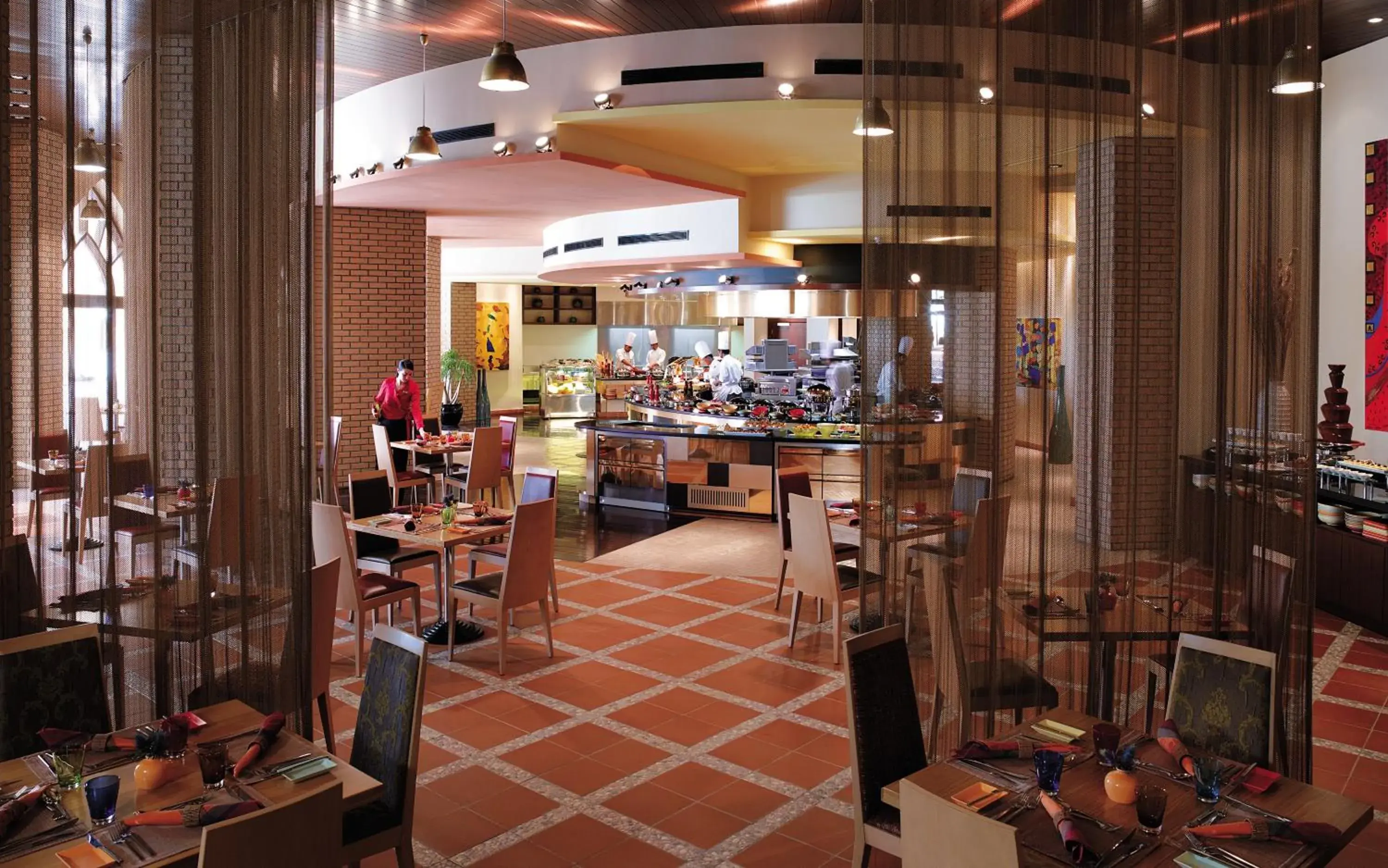 Restaurant/places to eat in DoubleTree By Hilton Muscat Al Waha Restaurant/places to eat in DoubleTree By Hilton Muscat Al Waha