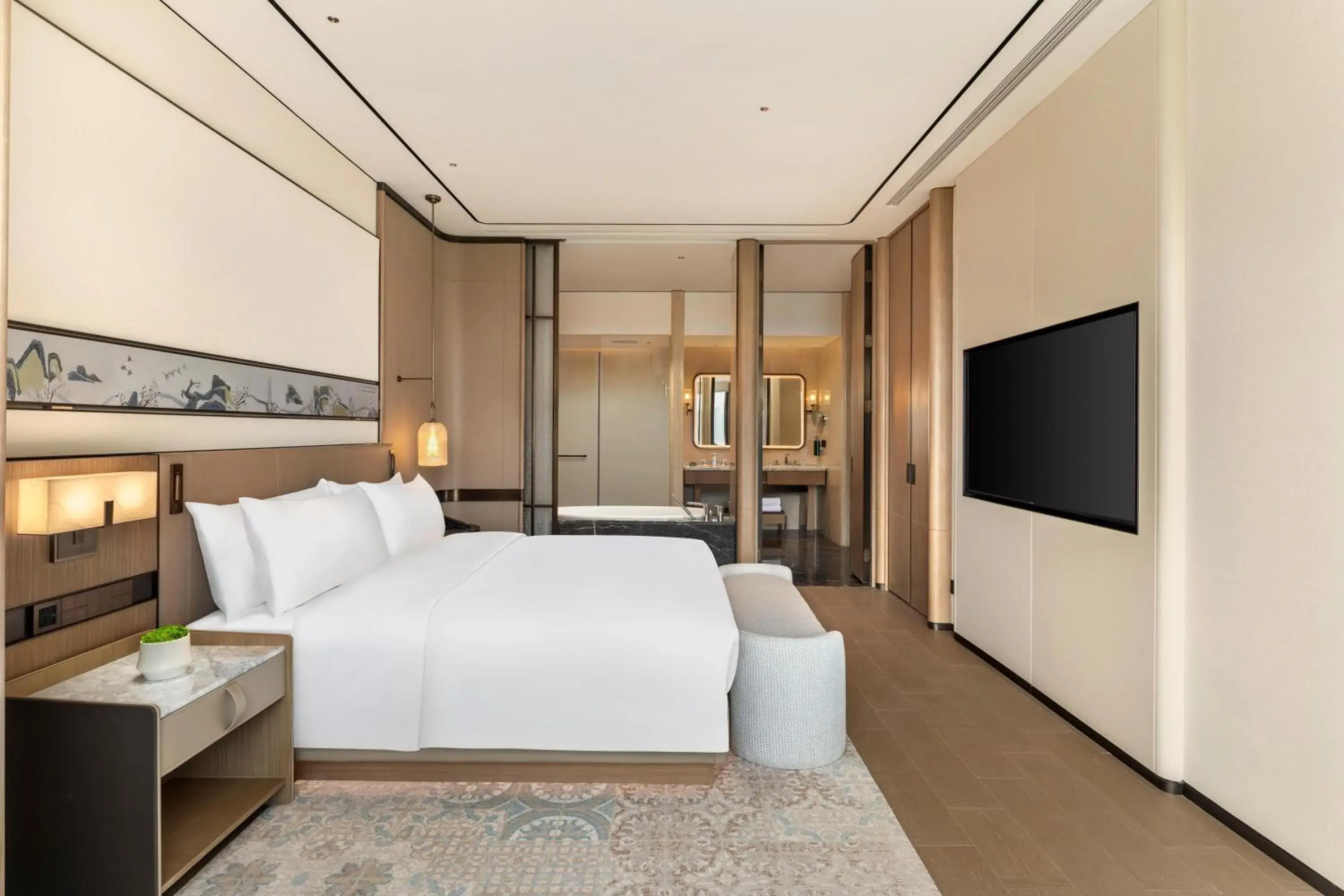 Deluxe King Suite in Doubletree By Hilton Zigong Deluxe King Suite in Doubletree By Hilton Zigong