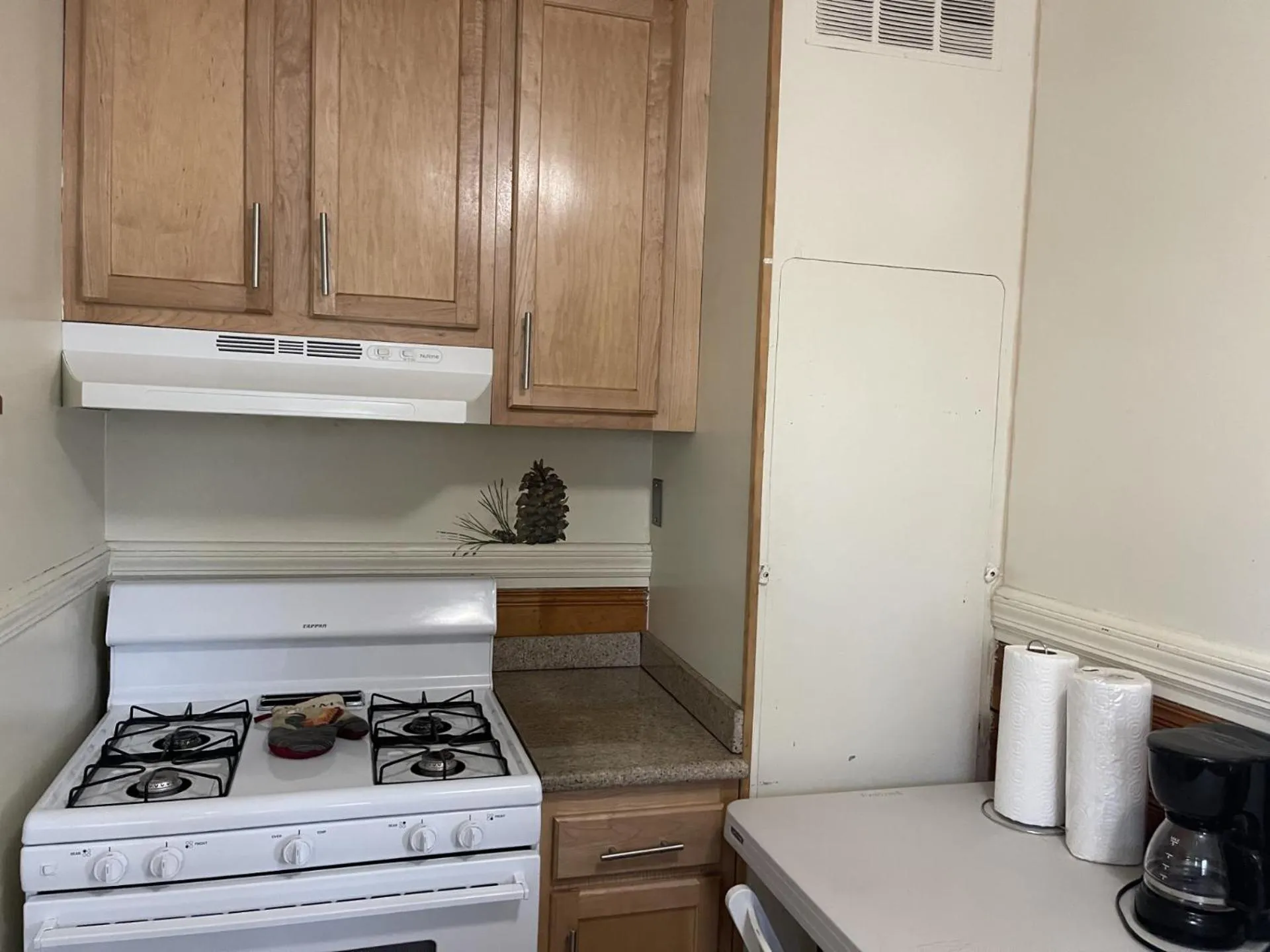 Kitchen or kitchenette in Bear Creek Resort