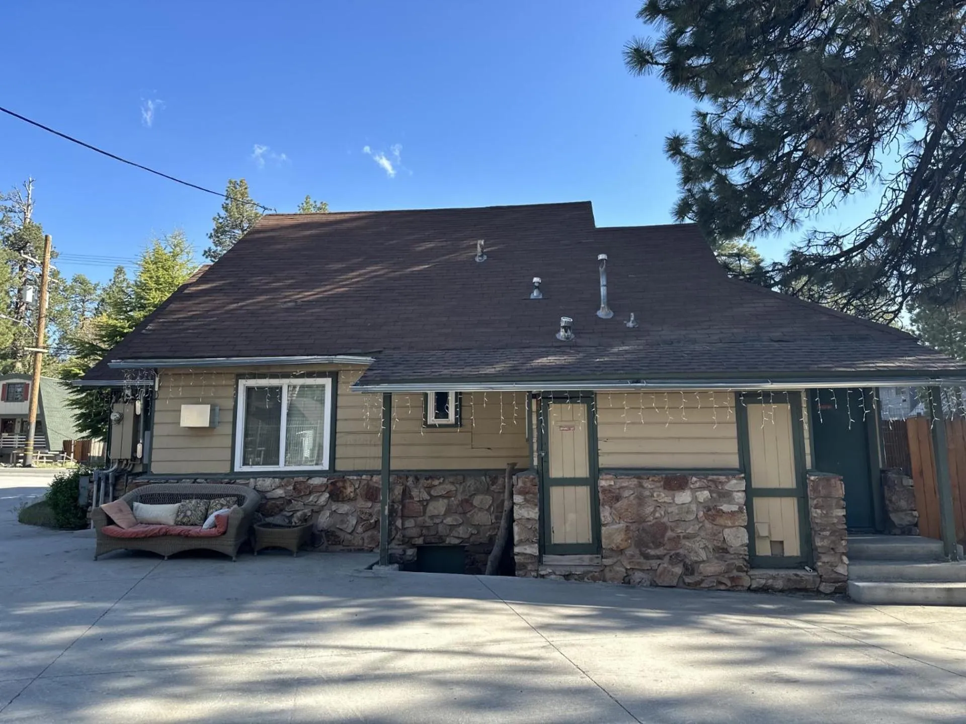 Property building in Bear Creek Resort