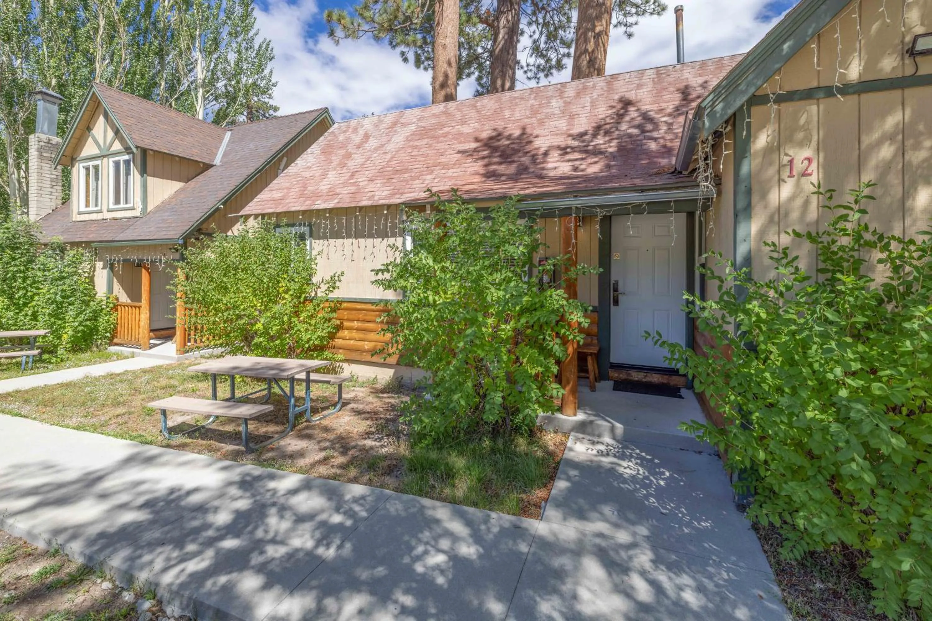 Property building in Bear Creek Resort