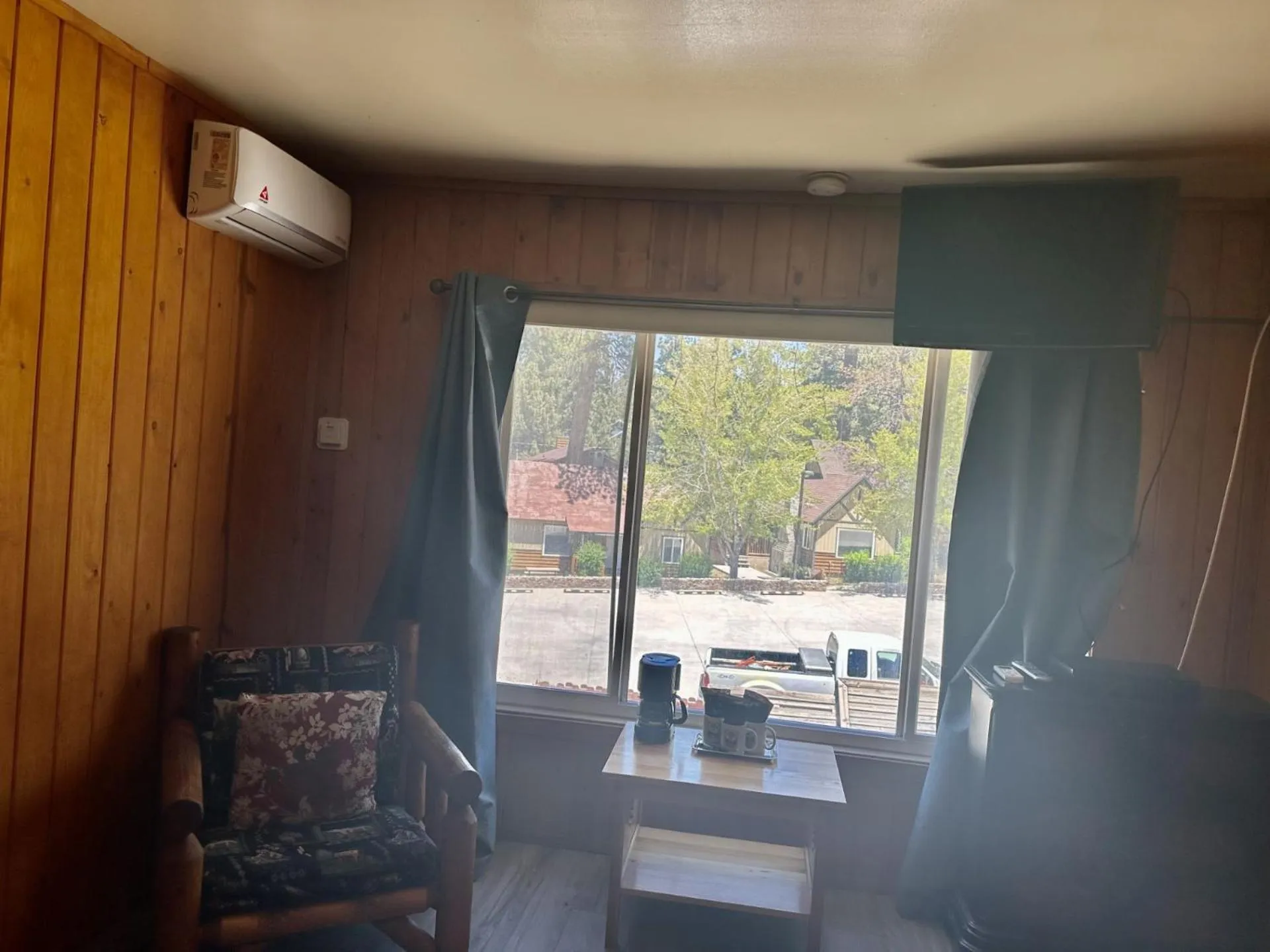 Seating area in Bear Creek Resort