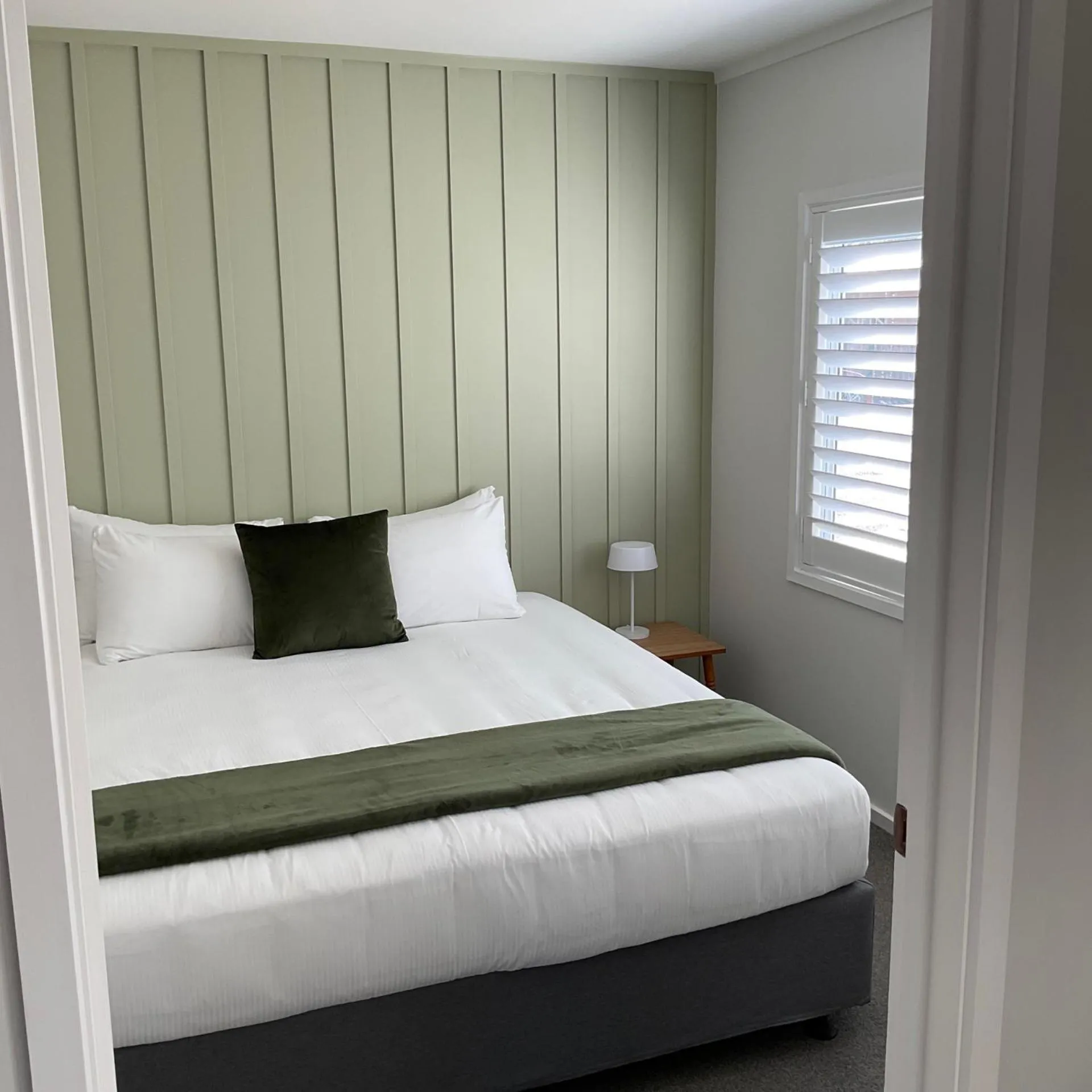 Two-Bedroom Apartment with Terrace in Pioneer Motel Collingwood