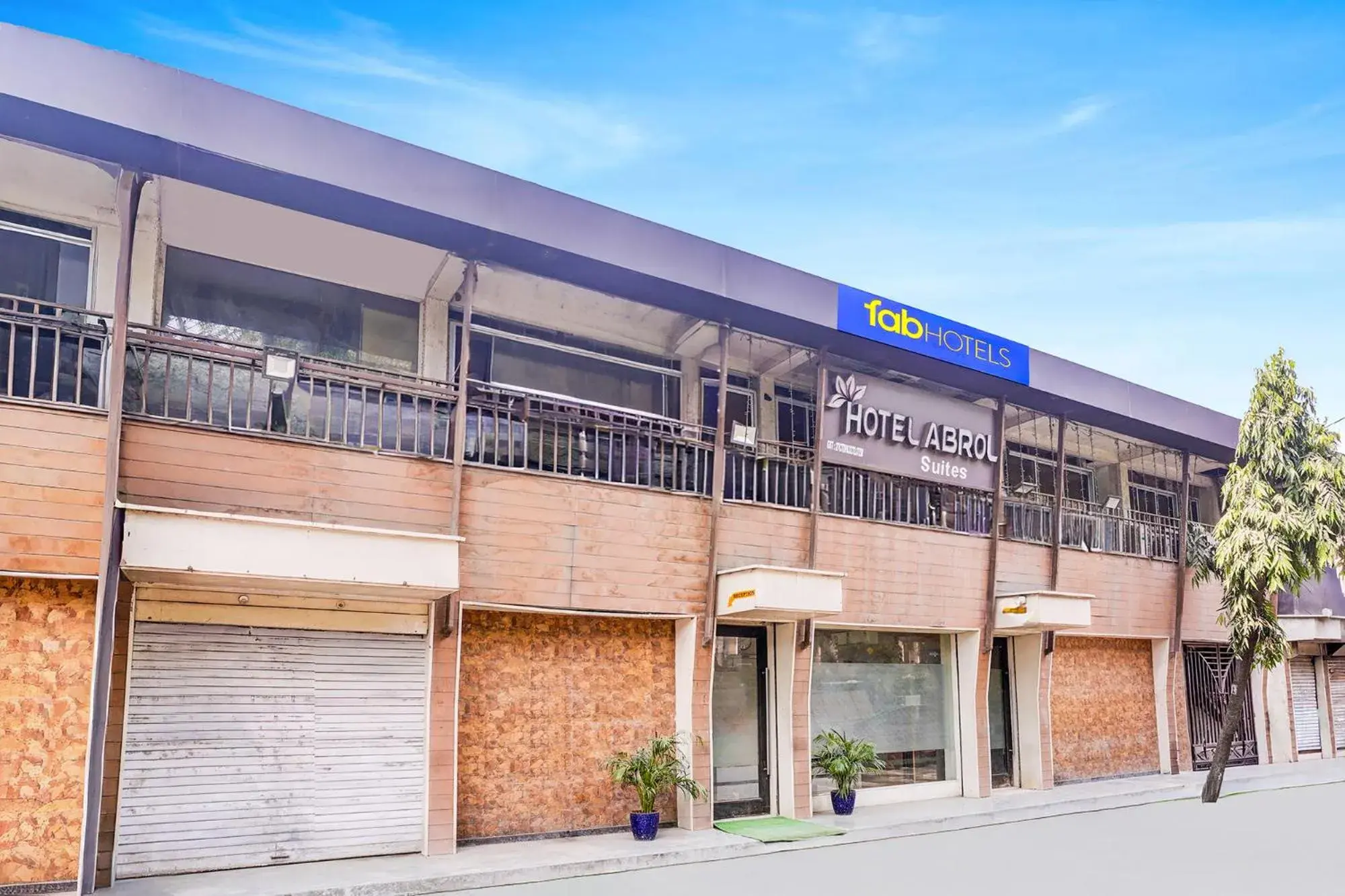 FabHotel Abrol Suites FabHotel Abrol Suites
