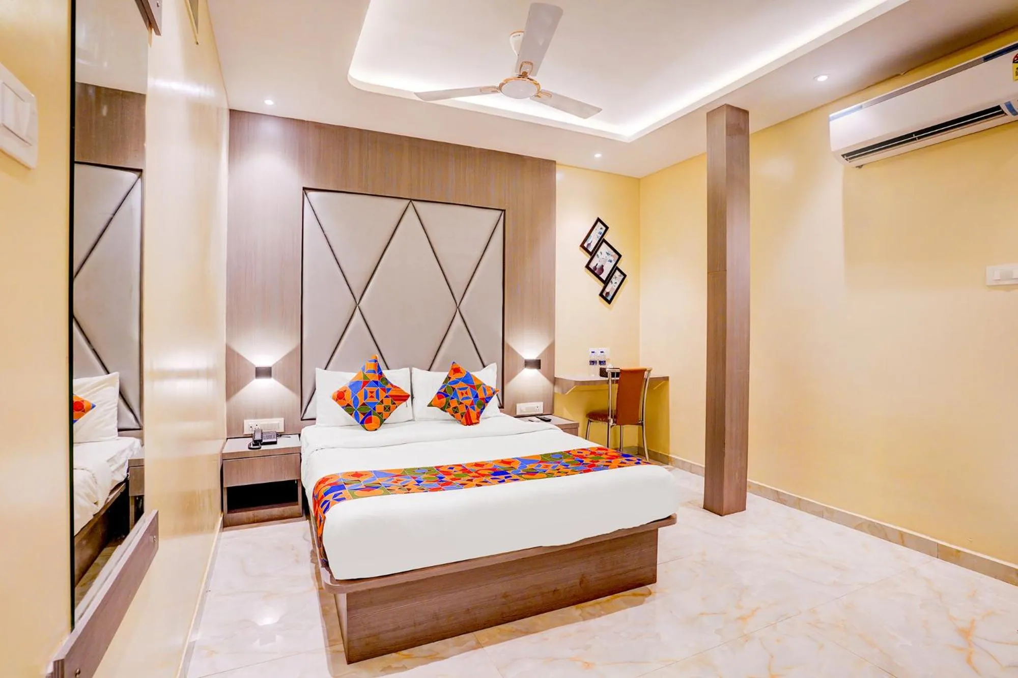 Bed in FabHotel Abrol Suites