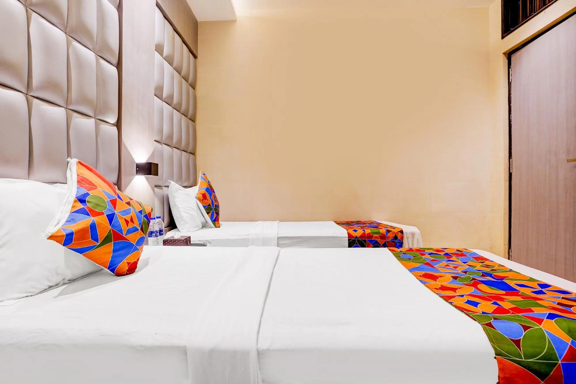 Bed in FabHotel Abrol Suites