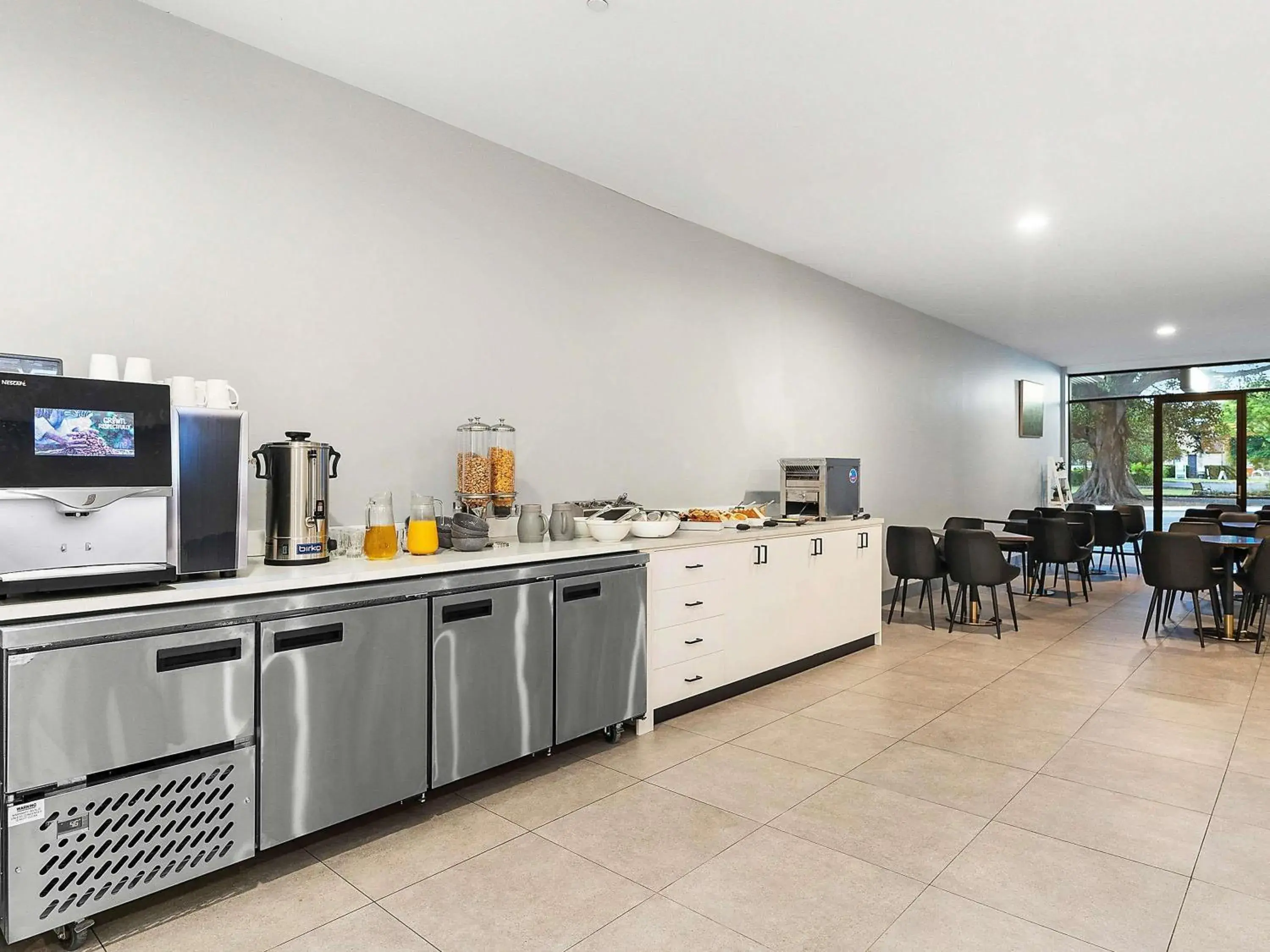 Breakfast in BreakFree on Broadway Sydney, an Accor Hotel Breakfast in BreakFree on Broadway Sydney, an Accor Hotel