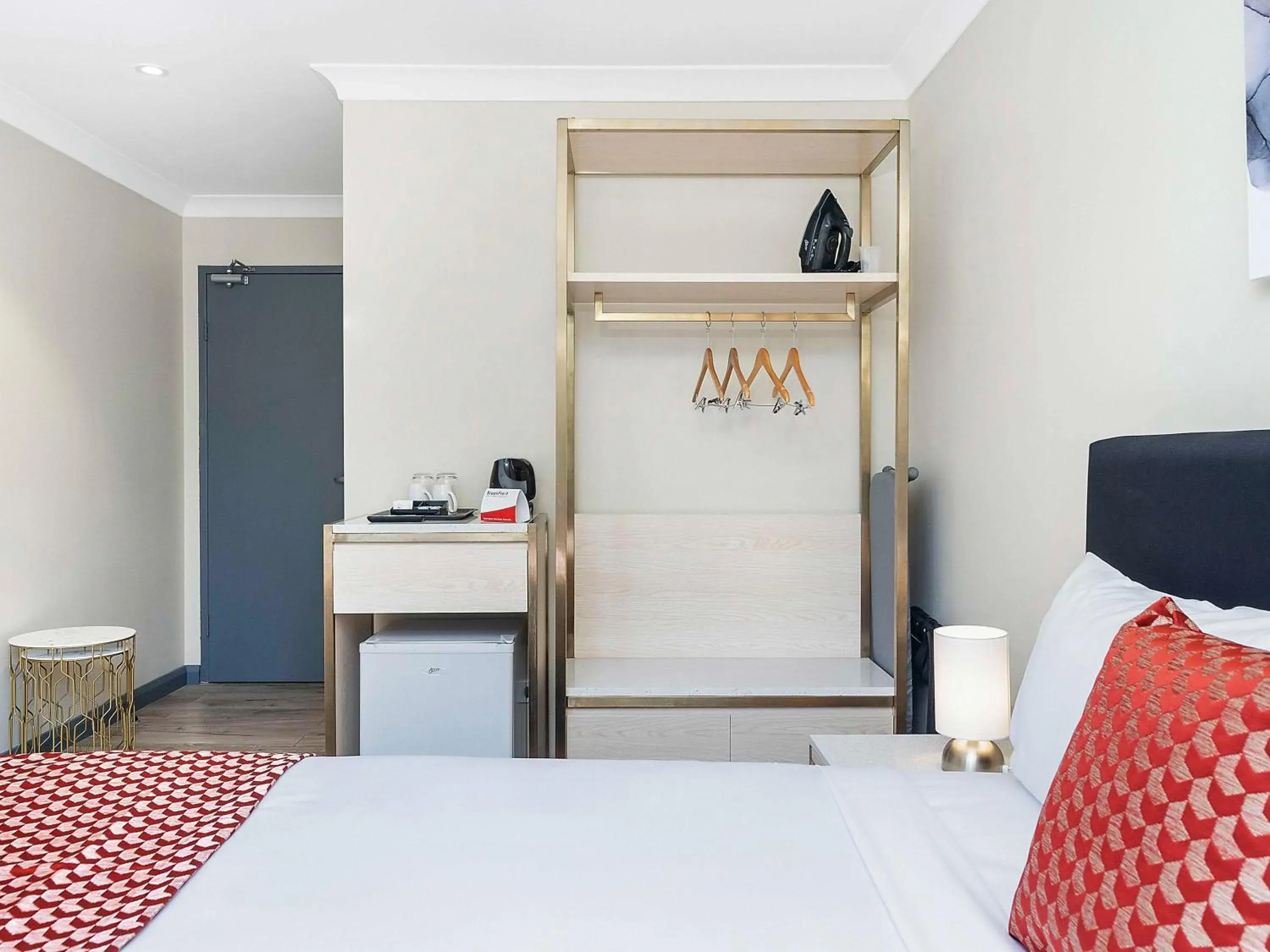 Bedroom, Bed in BreakFree on Broadway Sydney, an Accor Hotel Bedroom, Bed in BreakFree on Broadway Sydney, an Accor Hotel