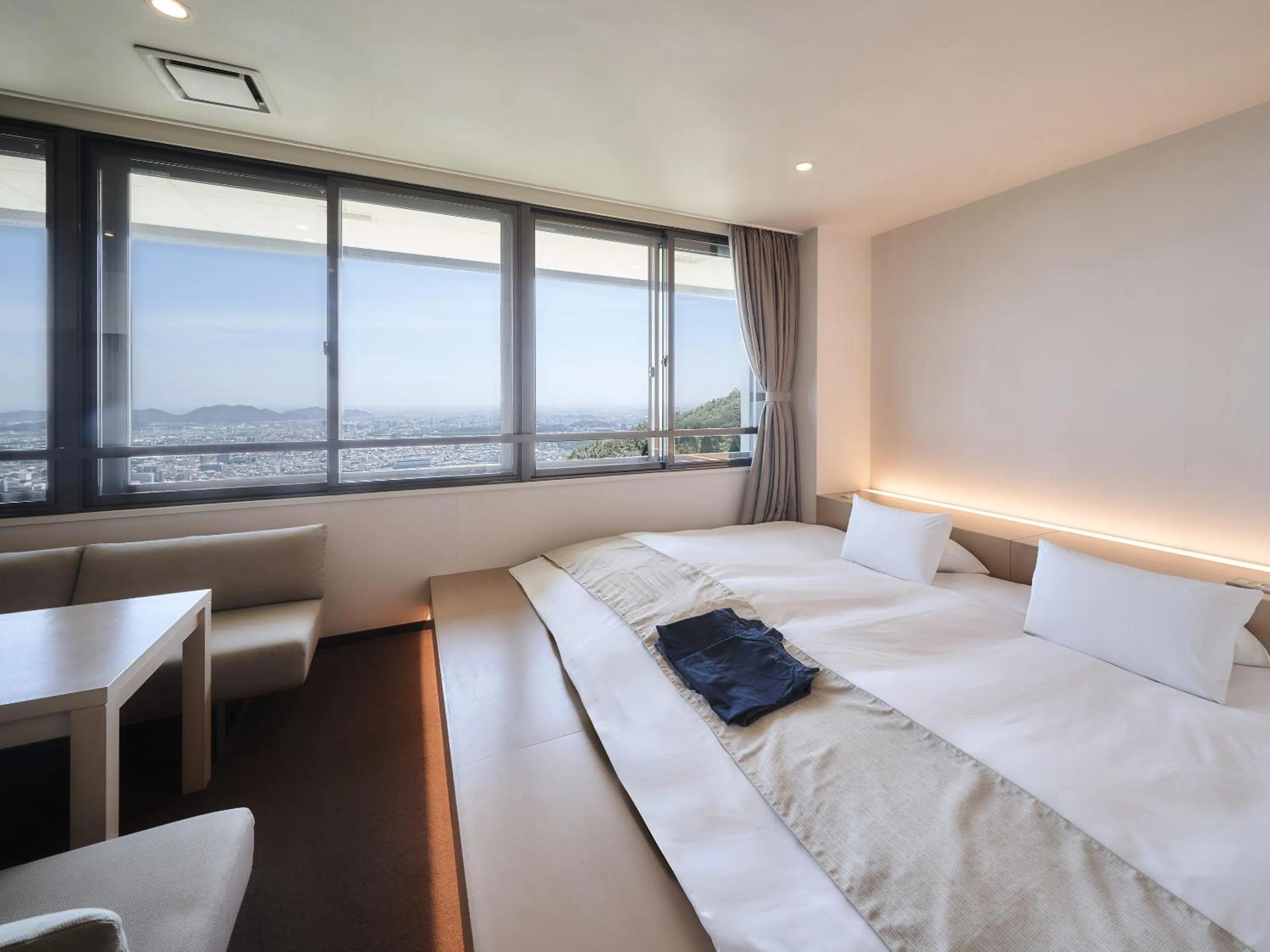 View (from property/room), Bed in Setre Highland Villa Himeji