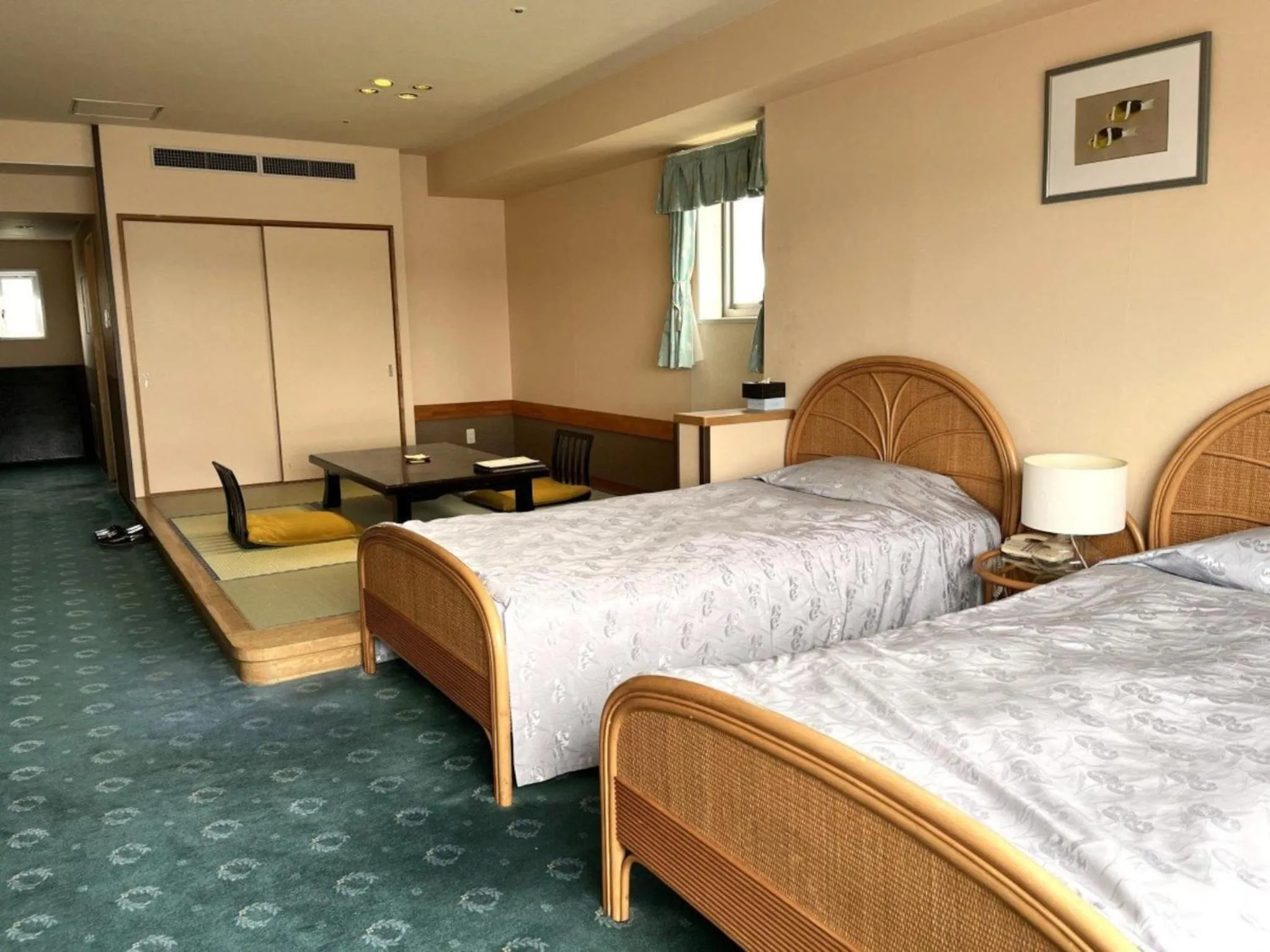 Photo of the whole room, Bed in Yanagiya