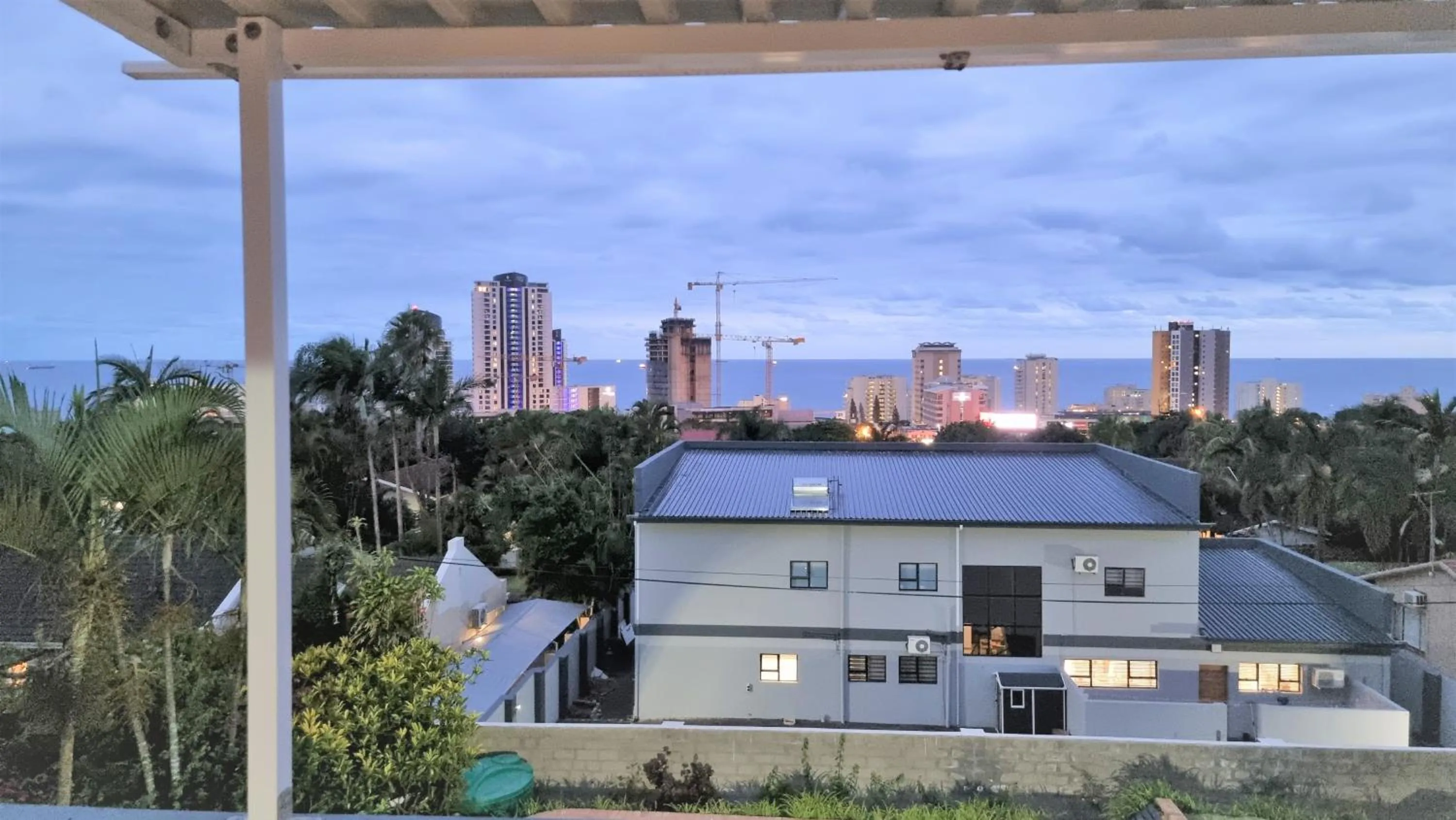 Sea view in Crooked Tree Cottage