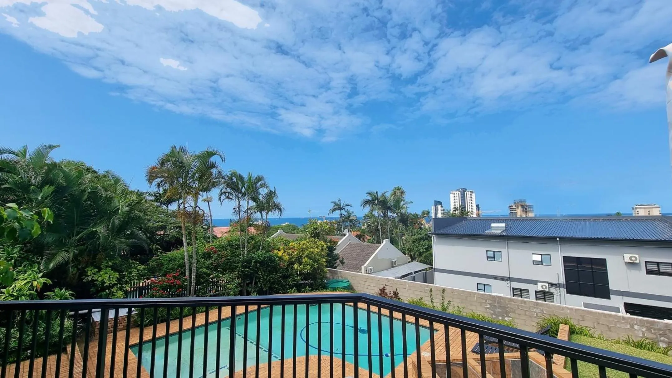 Property building in Crooked Tree Cottage