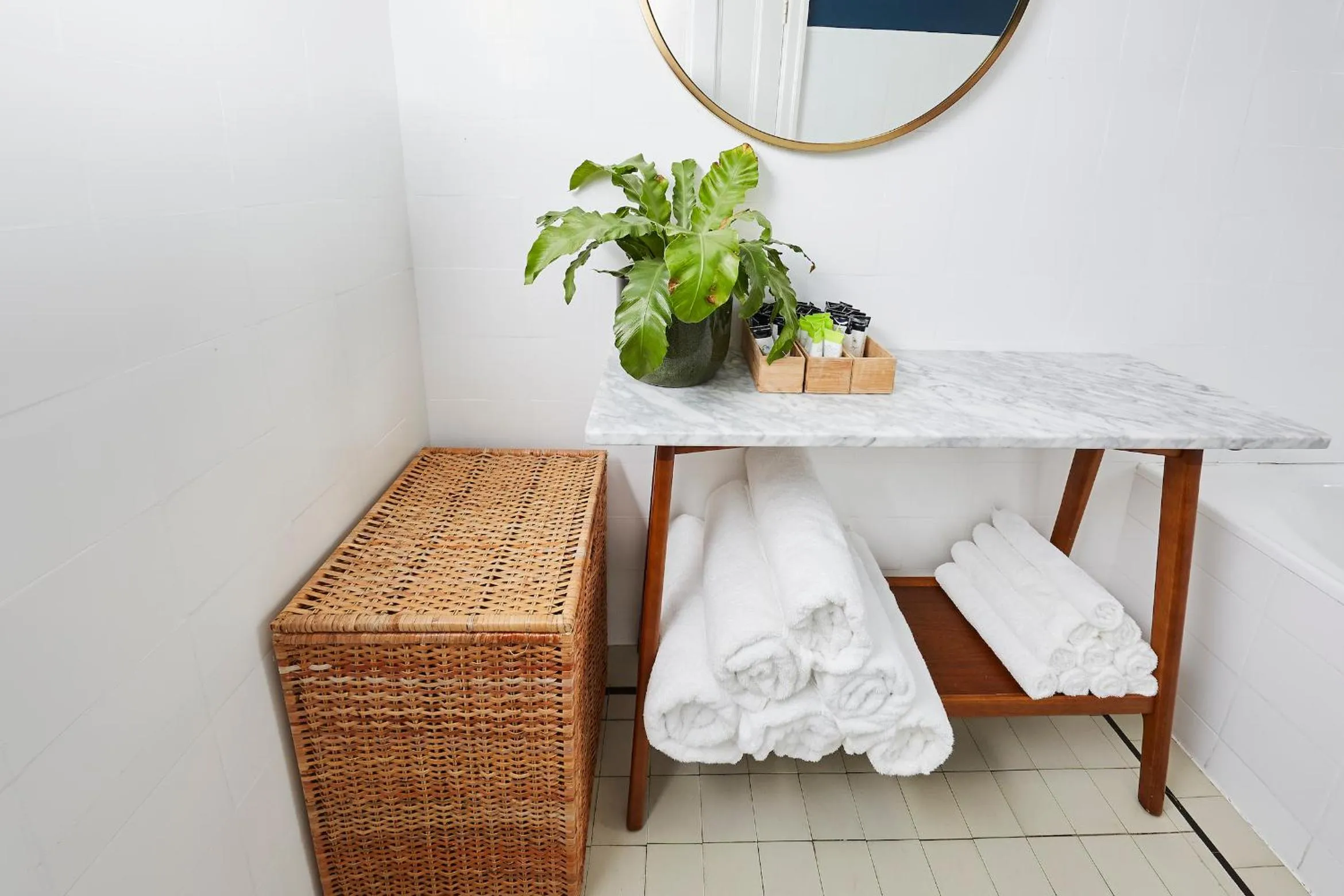 Bathroom in Bridgeview Hotel Willoughby