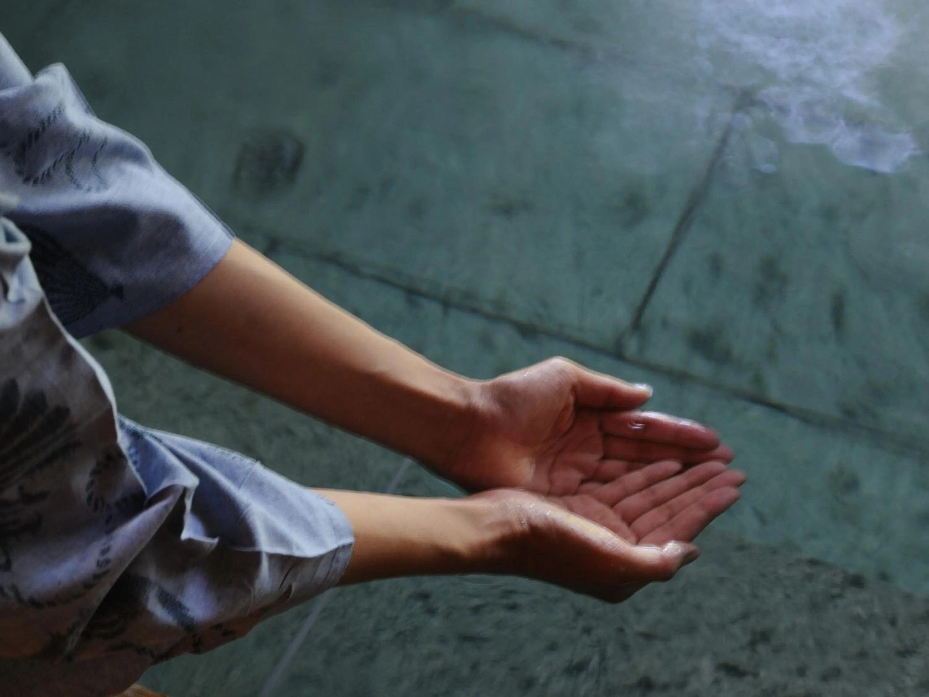 Hot Spring Bath in Momoyama