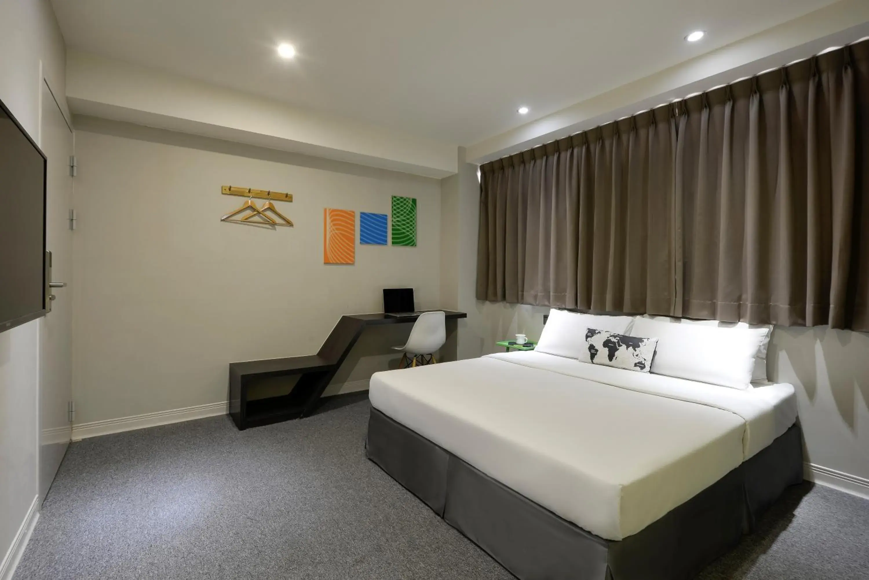 Photo of the whole room, Bed in Taichung Box Design Hotels Photo of the whole room, Bed in Taichung Box Design Hotels