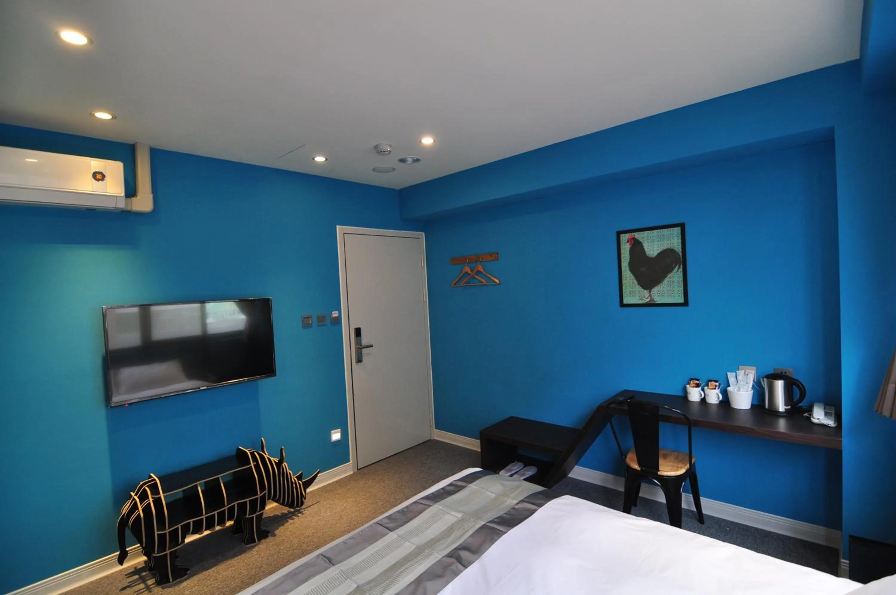 Photo of the whole room, Bed in Taichung Box Design Hotels