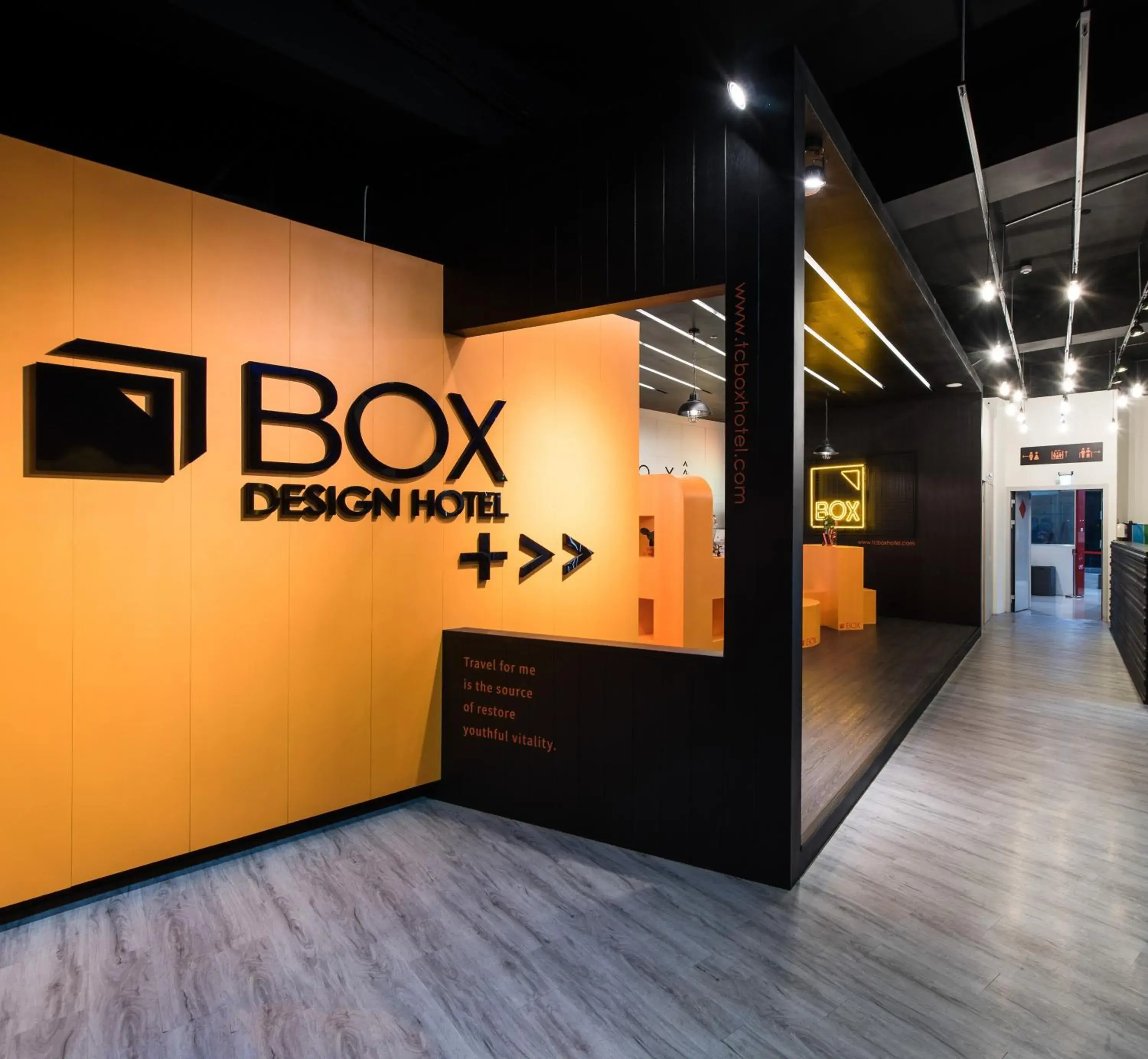Facade/entrance in Taichung Box Design Hotels Facade/entrance in Taichung Box Design Hotels