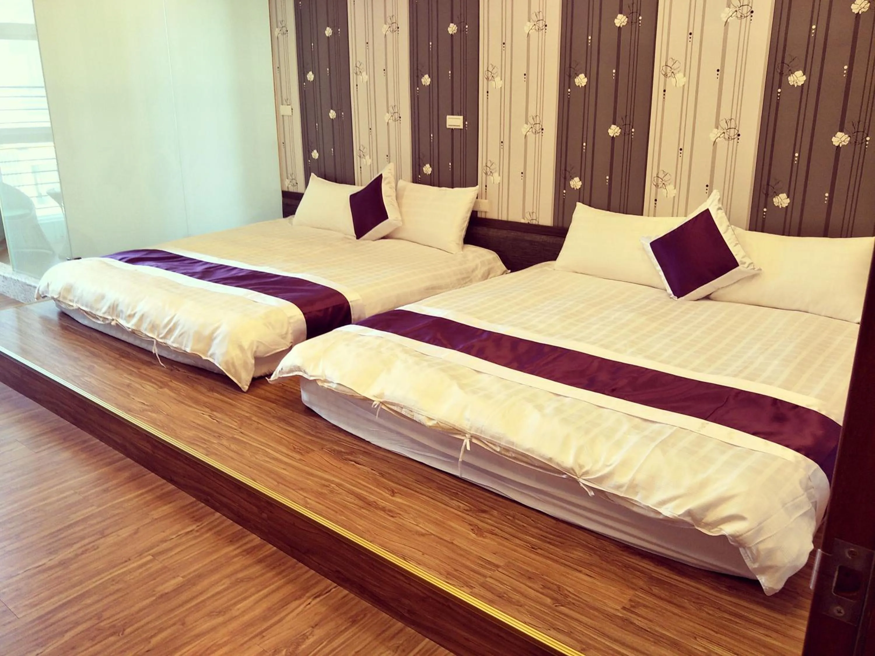 Standard Queen Room with Two Queen Beds in JU Meet up with ocean