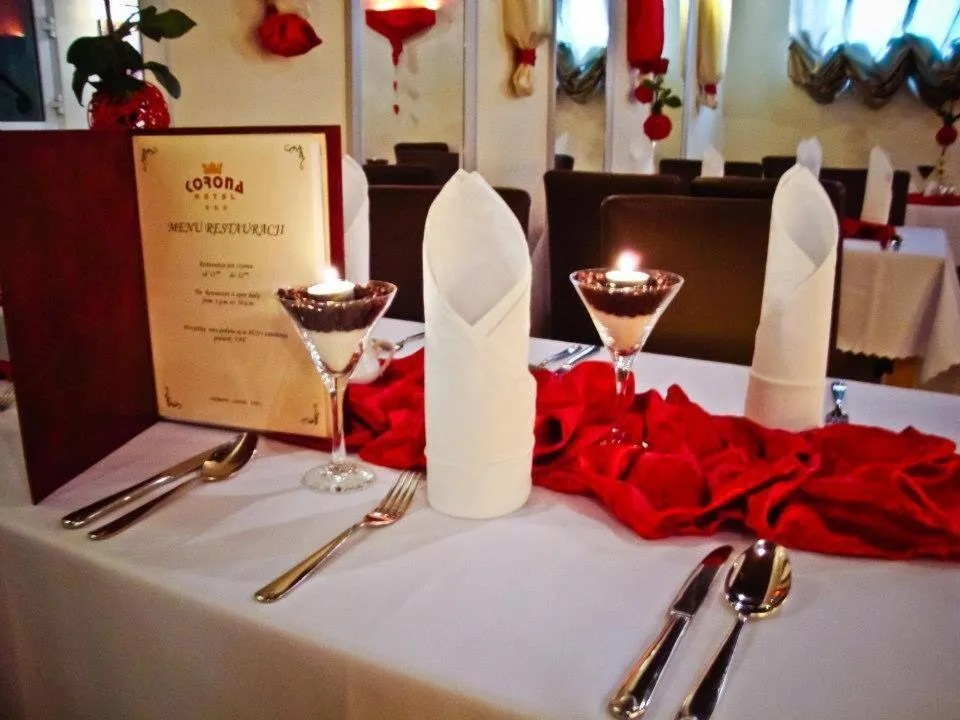 Restaurant/places to eat in Hotel Korona