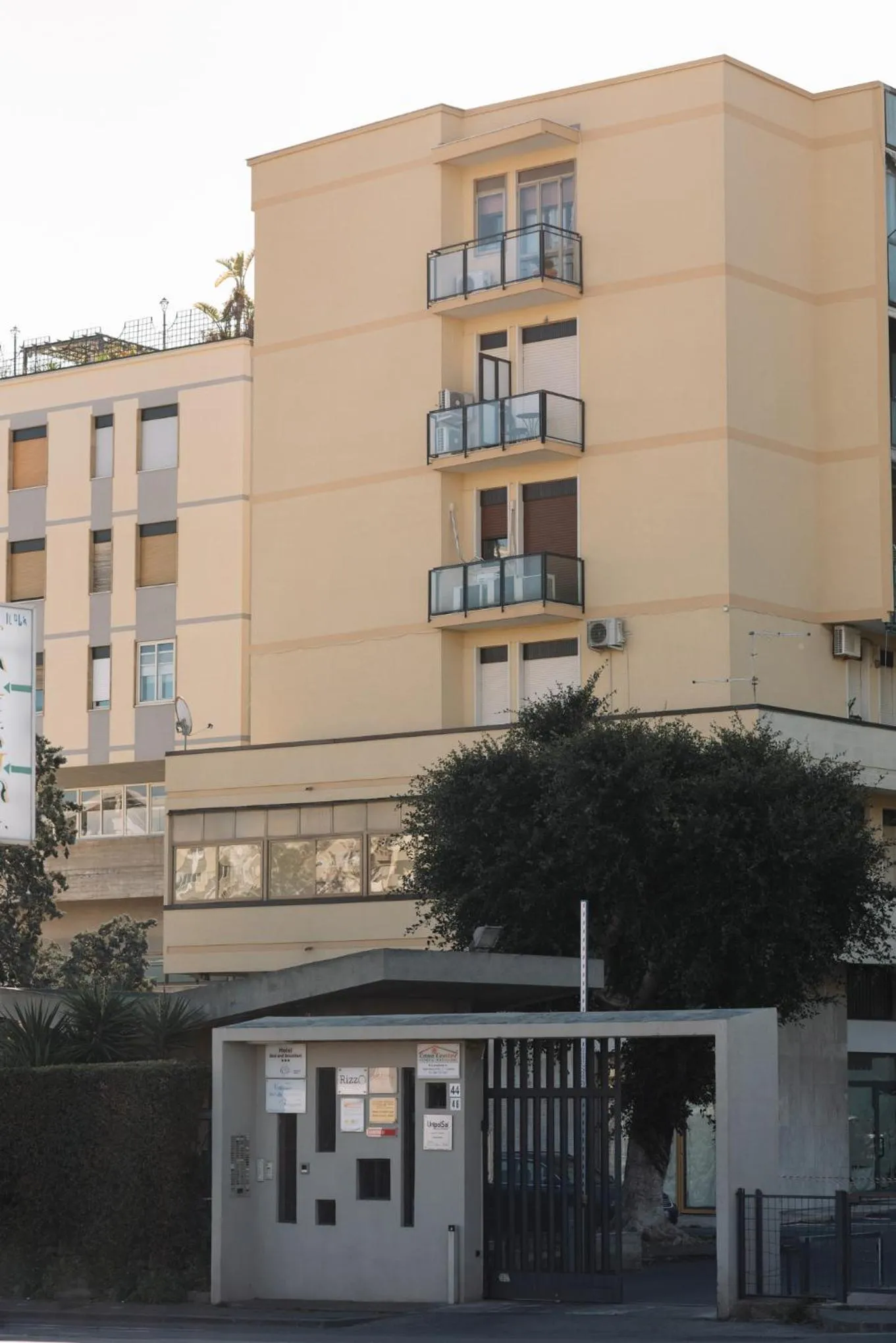 Property building in B&B Hotei