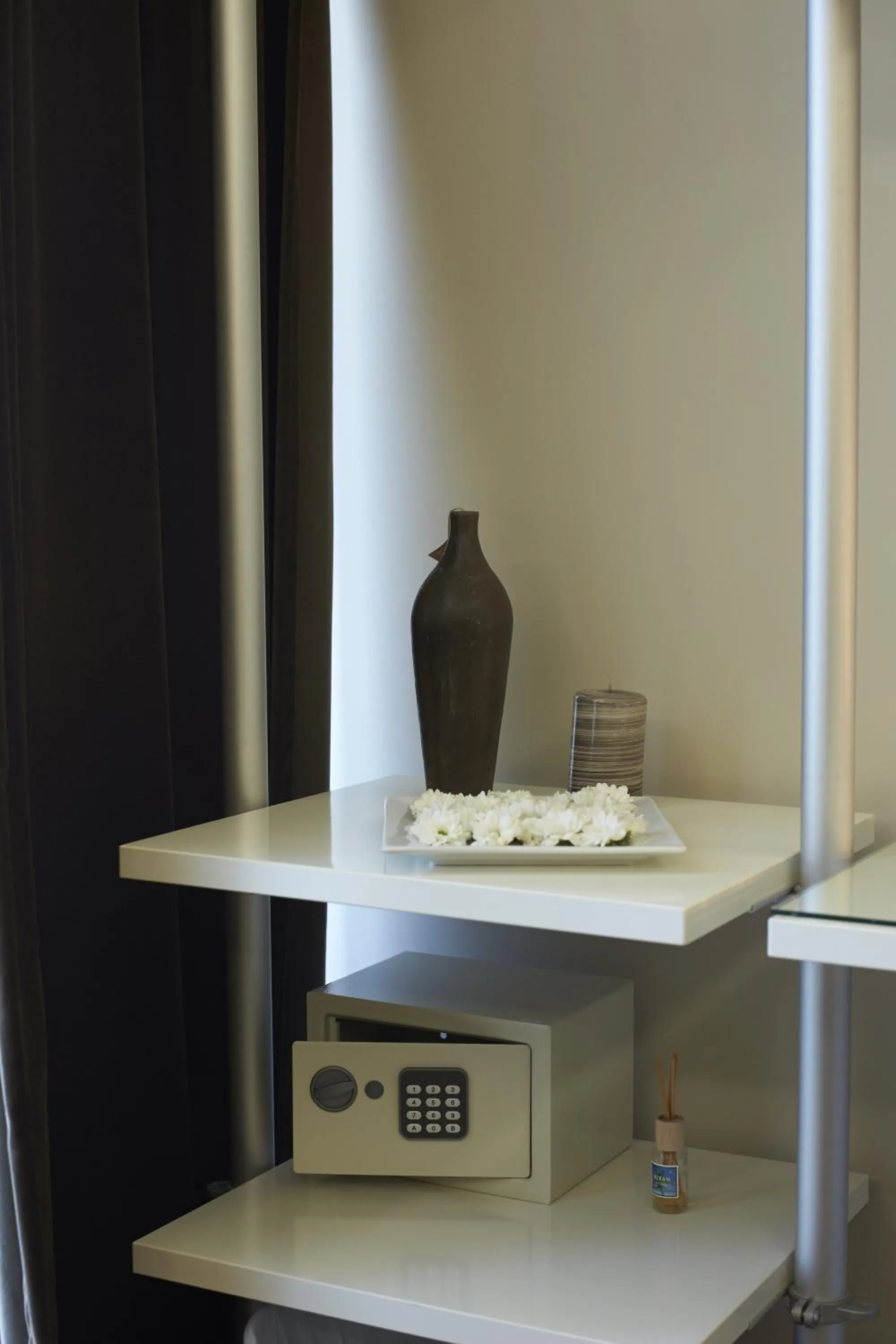 Decorative detail in B&B Hotei