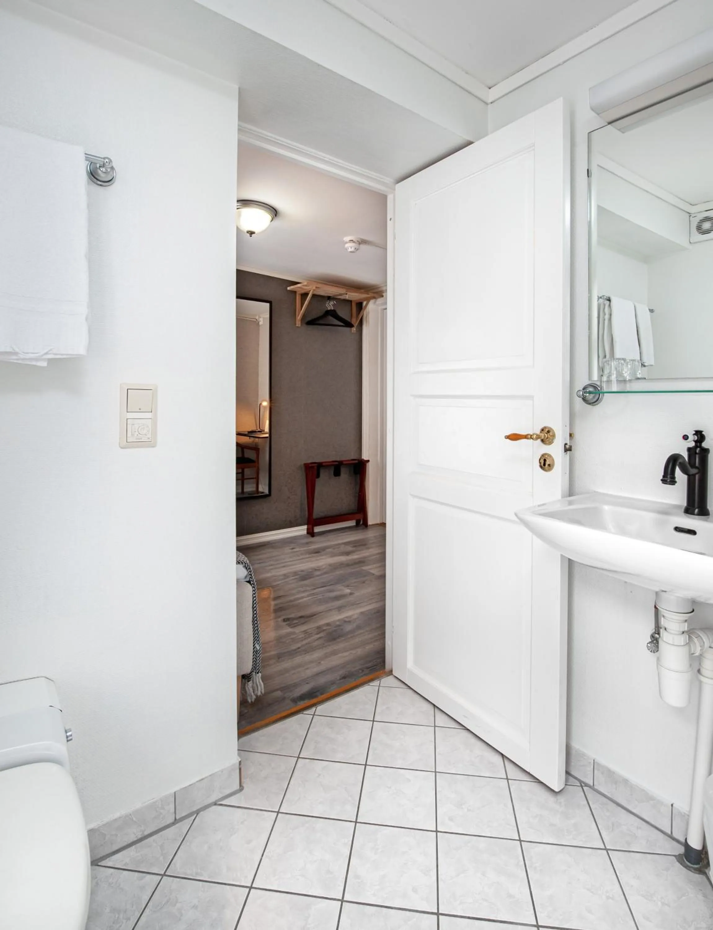 Bathroom in Kjøbmandsgaarden Hotel