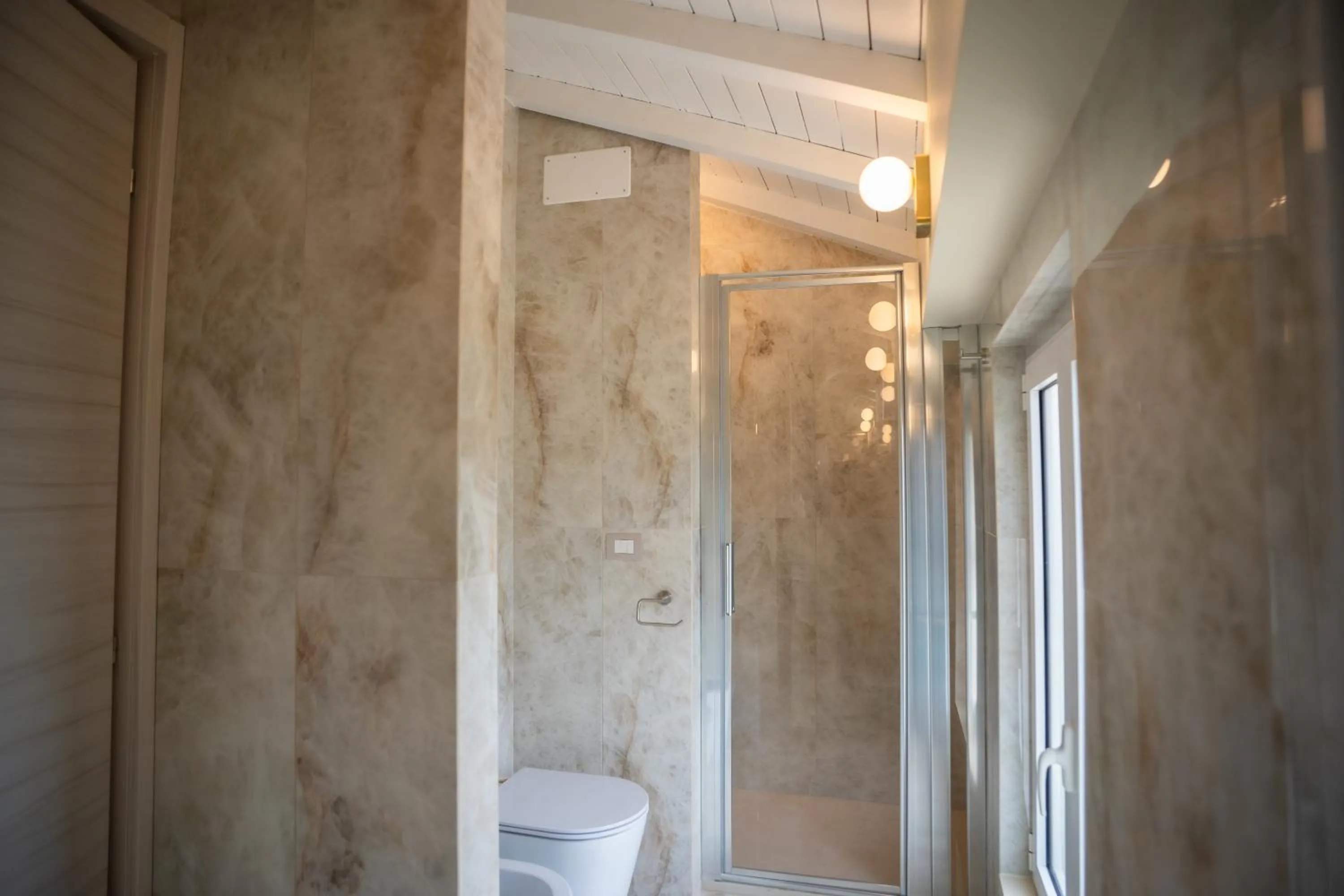 Shower in Dimora Galeno