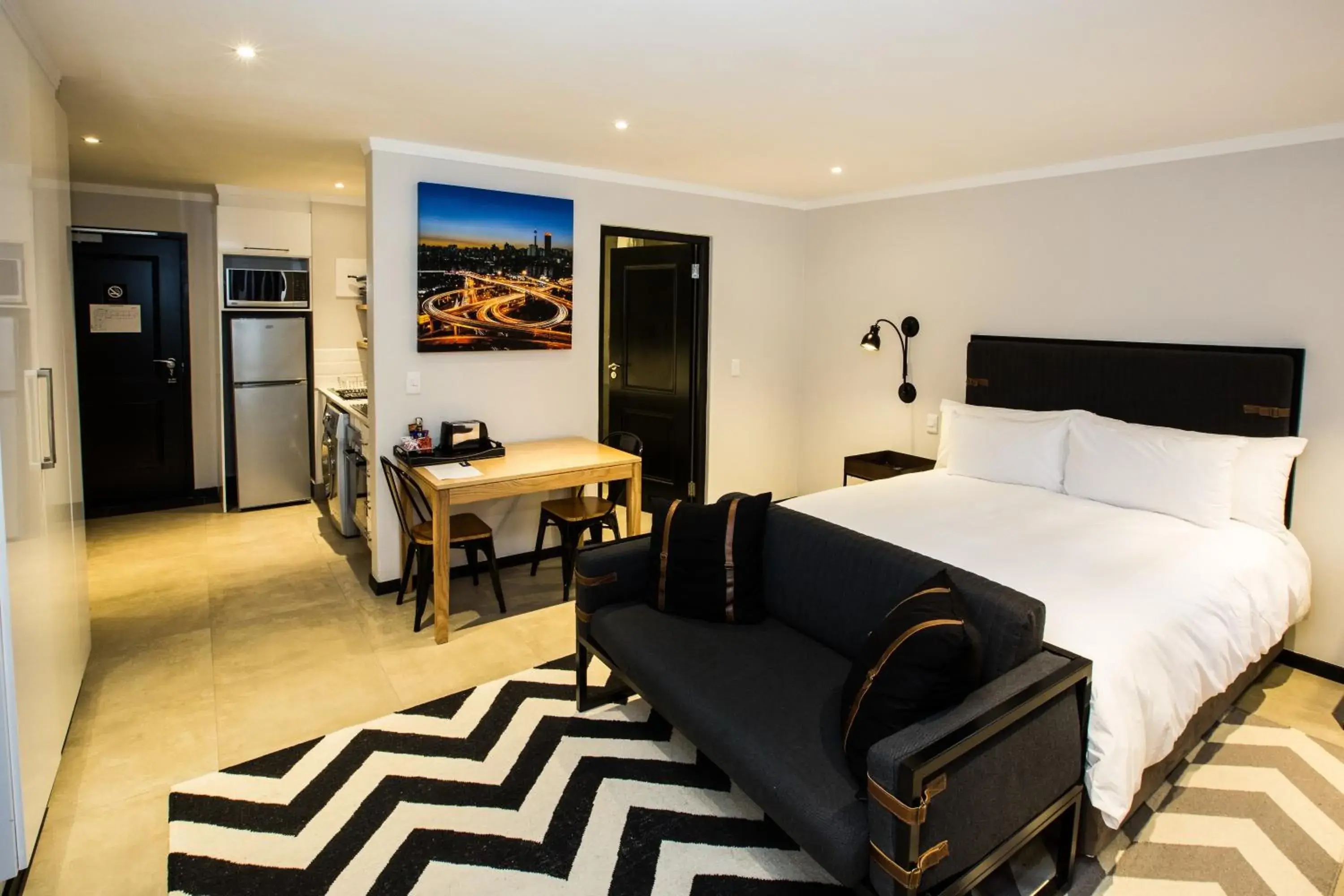 Executive Studio in Max Executive Apartments Executive Studio in Max Executive Apartments