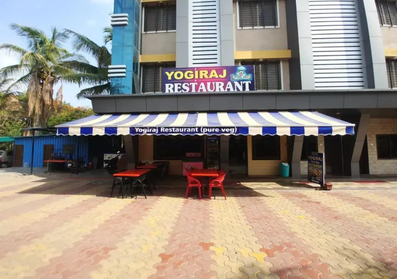 Restaurant/places to eat in Hotel Yogiraj Restaurant/places to eat in Hotel Yogiraj
