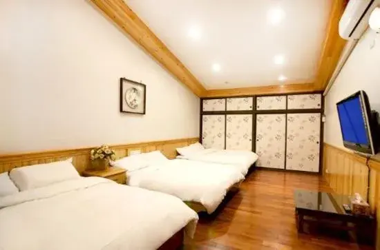 Family Suite in Chun Feng Cao Tang Homestay Family Suite in Chun Feng Cao Tang Homestay