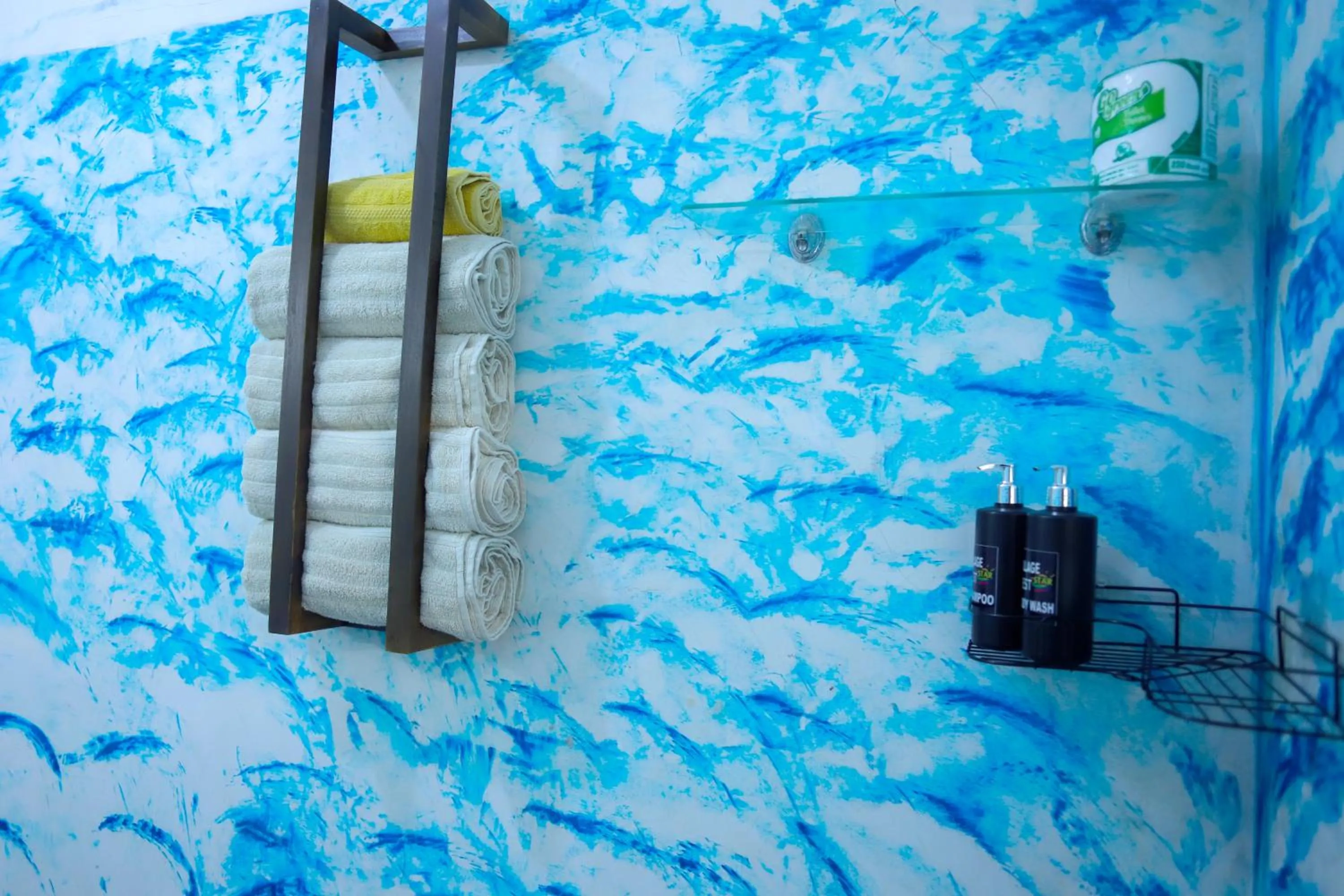 Bathroom in Village Star Rest-Mirissa