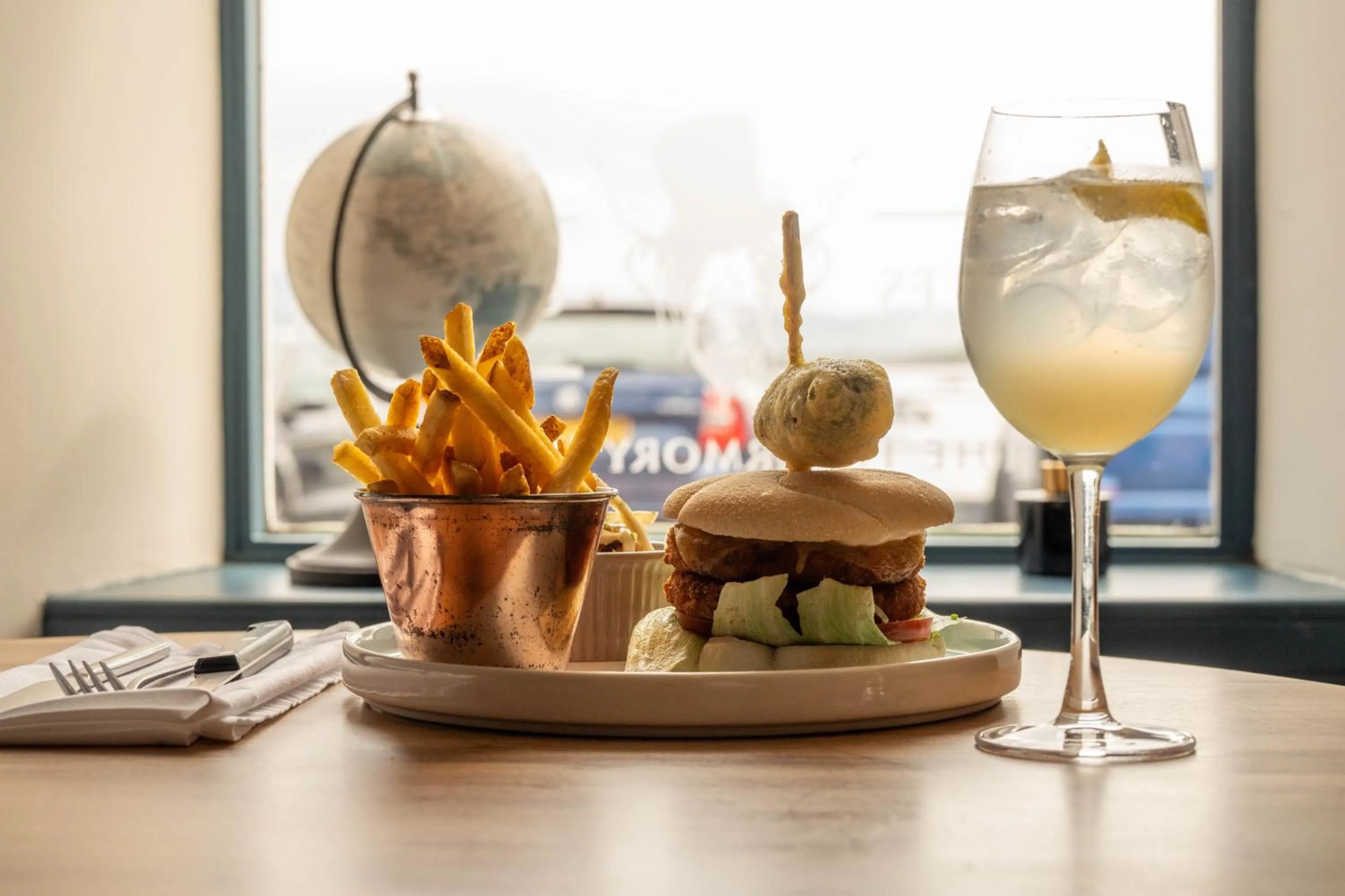 Restaurant/places to eat in The Tobermory Hotel