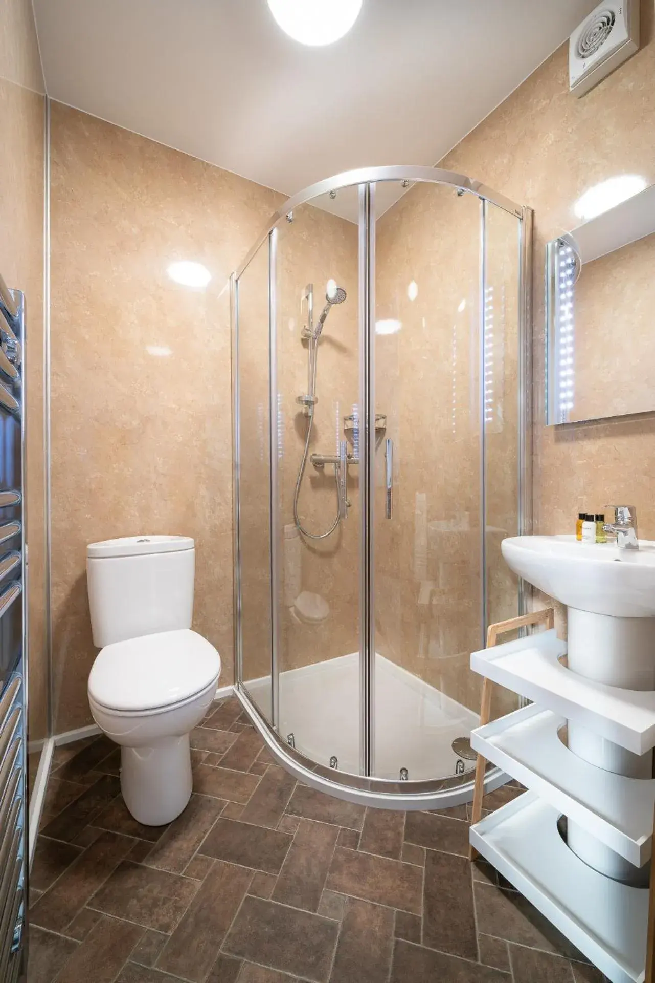 Double or Twin Room in The Tobermory Hotel Double or Twin Room in The Tobermory Hotel