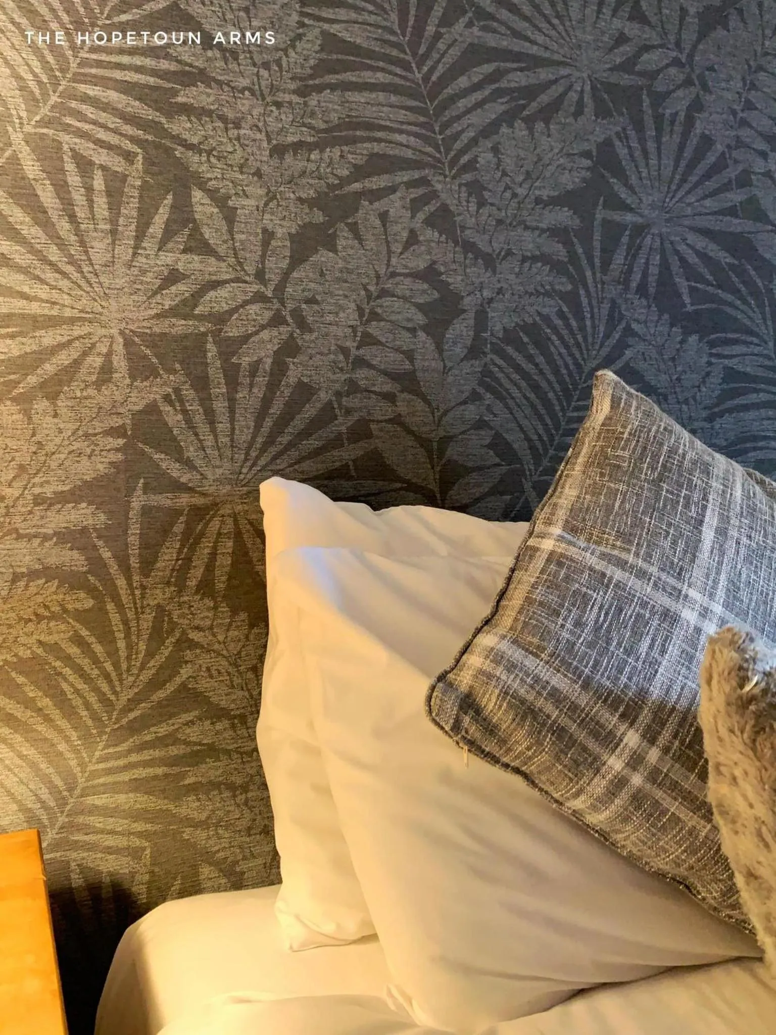 Bedroom in The Hopetoun Arms Hotel