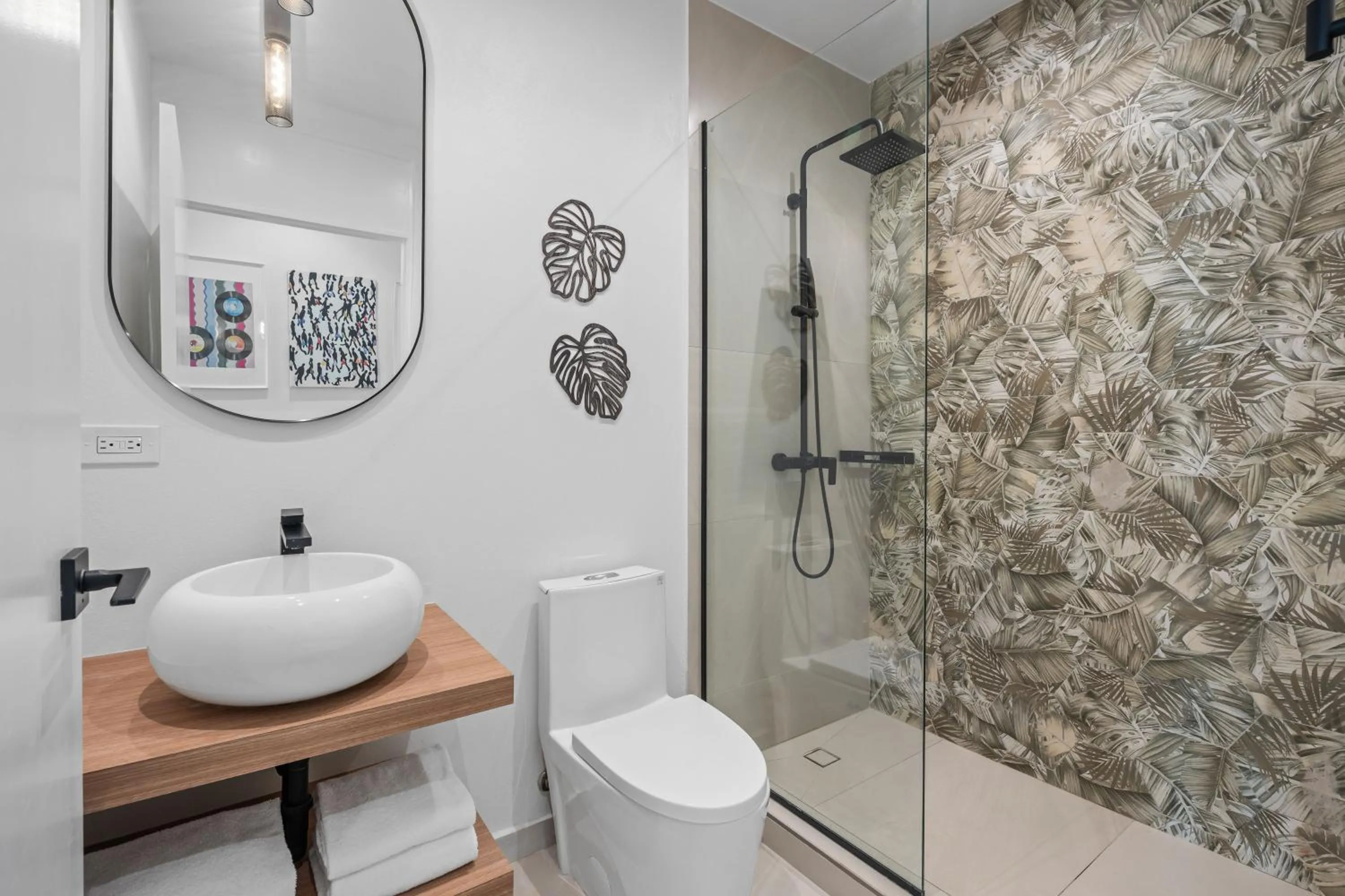 Shower in Casa Placita Hotel