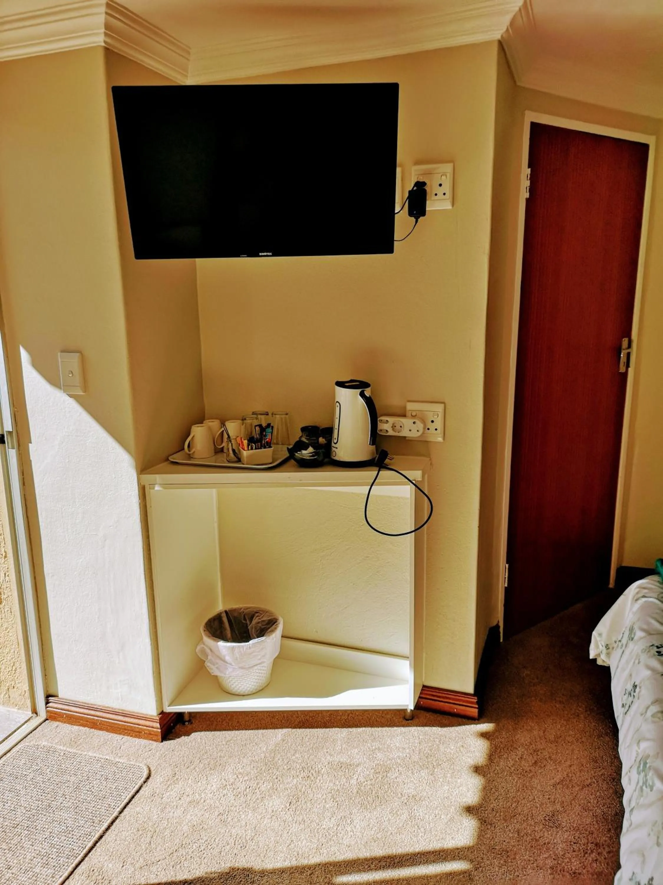 Rest-a-While Guest House - Pretoria