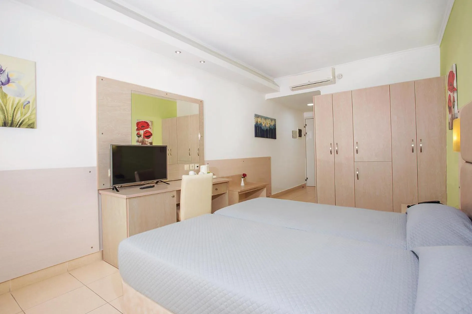 Kouros Palace Active Lifestyle Hotel