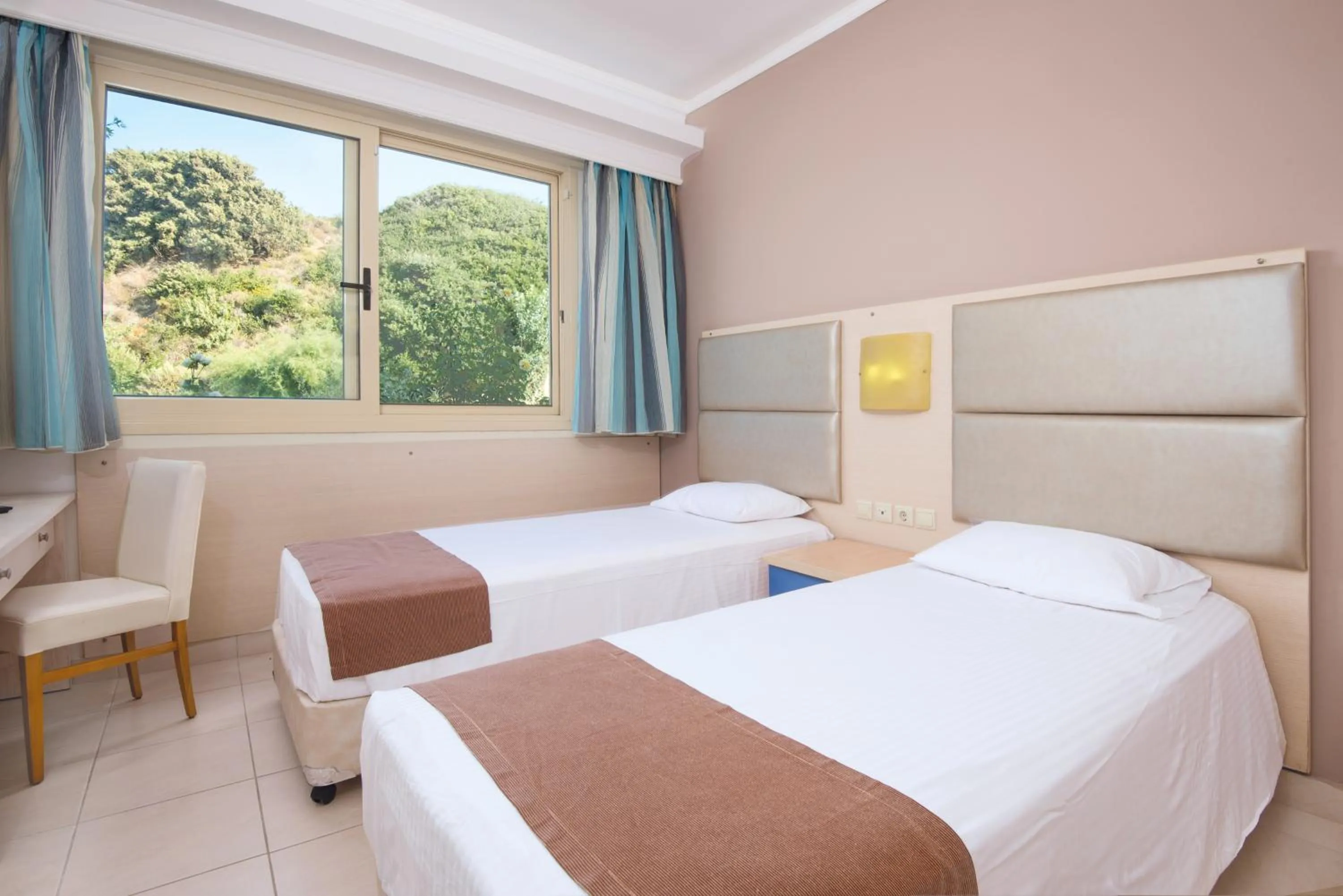 Kouros Palace Active Lifestyle Hotel