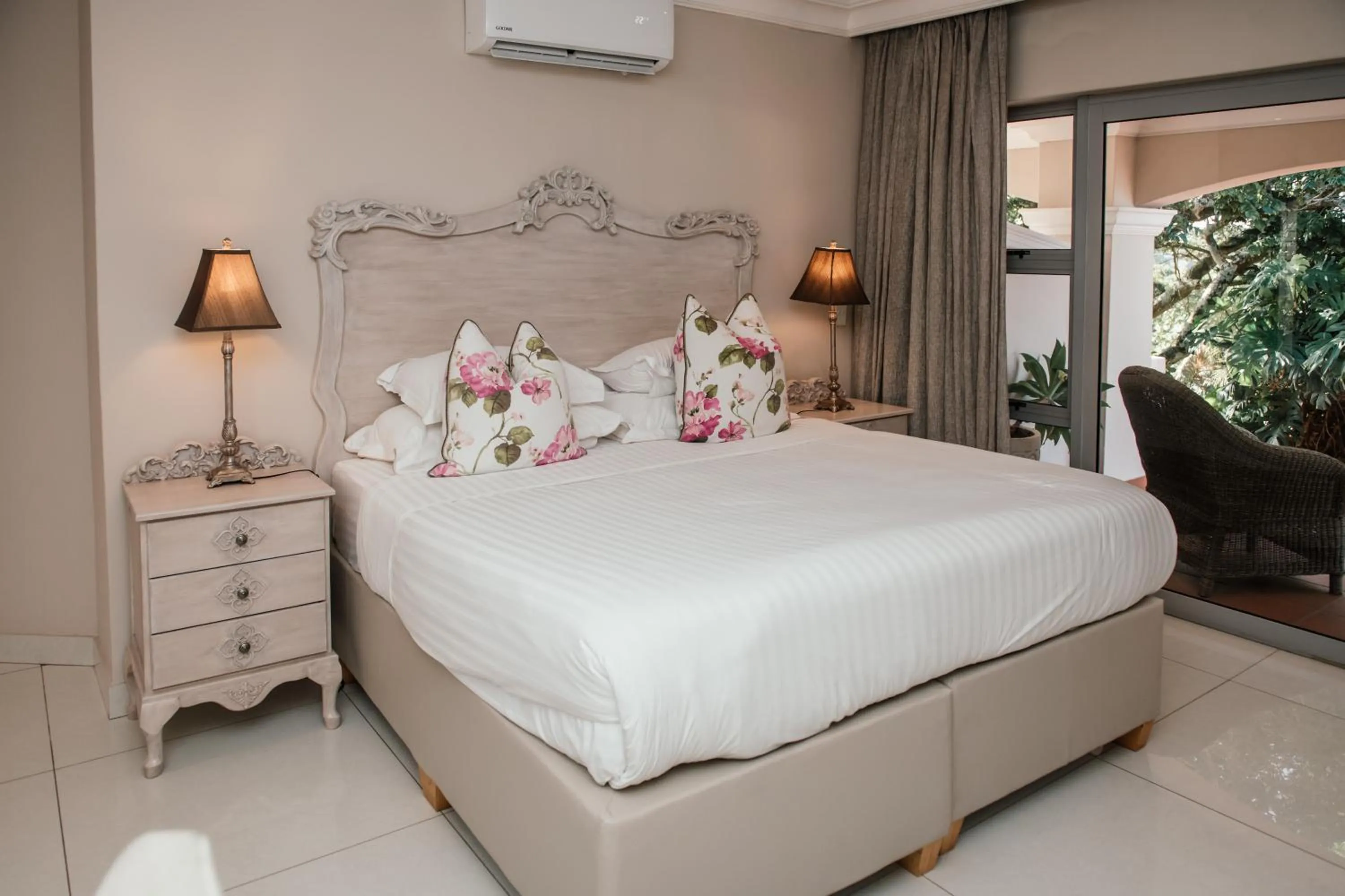 Bed in The View Boutique Hotel & Spa