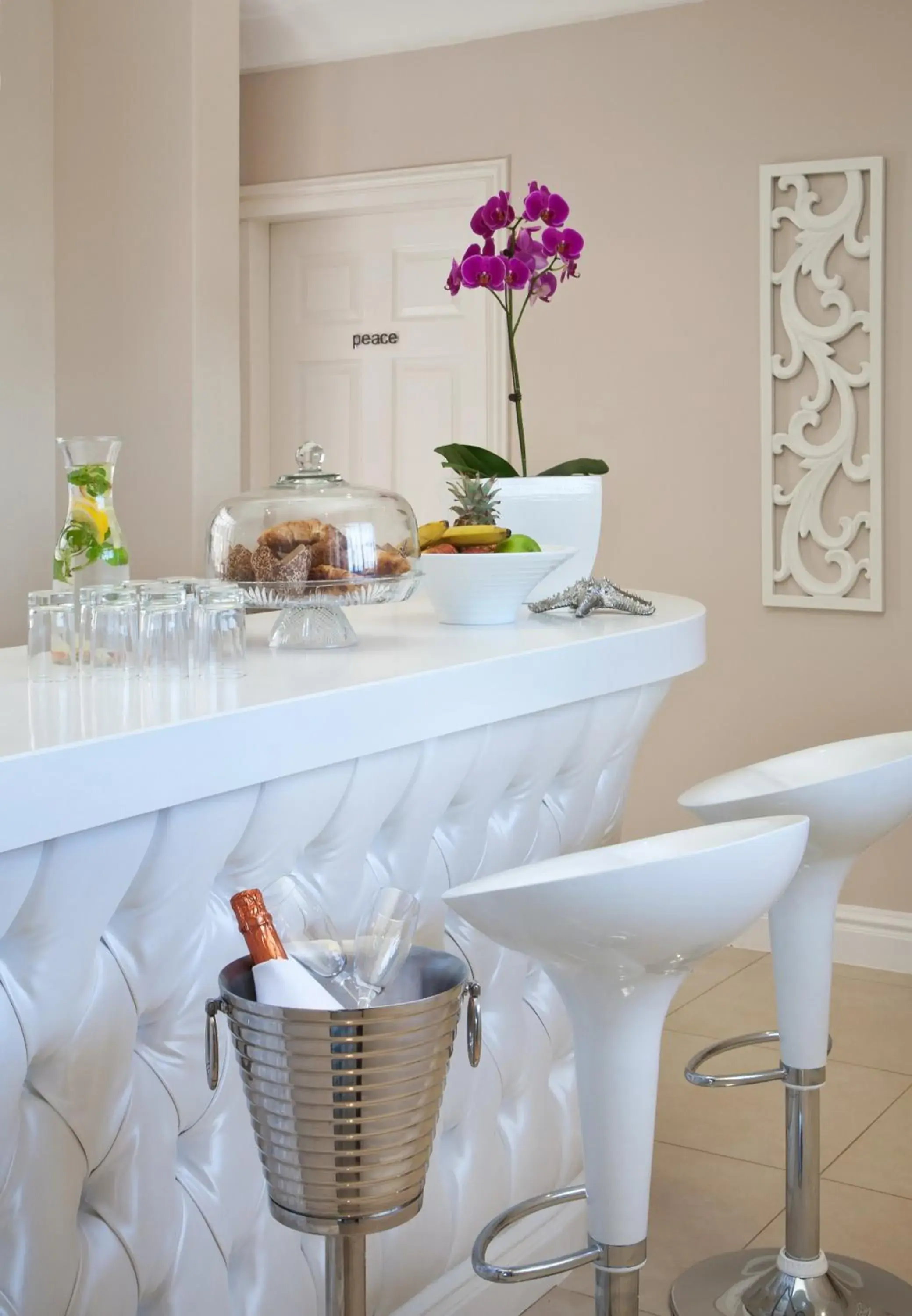 Lounge or bar in The View Boutique Hotel & Spa Lounge or bar in The View Boutique Hotel & Spa